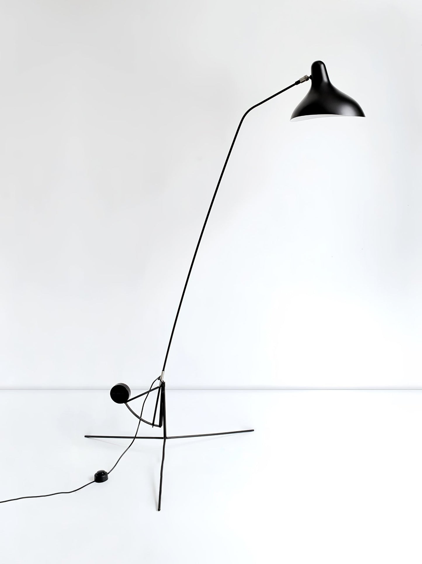 Mantis Arm Floor Lamp Floor lamp