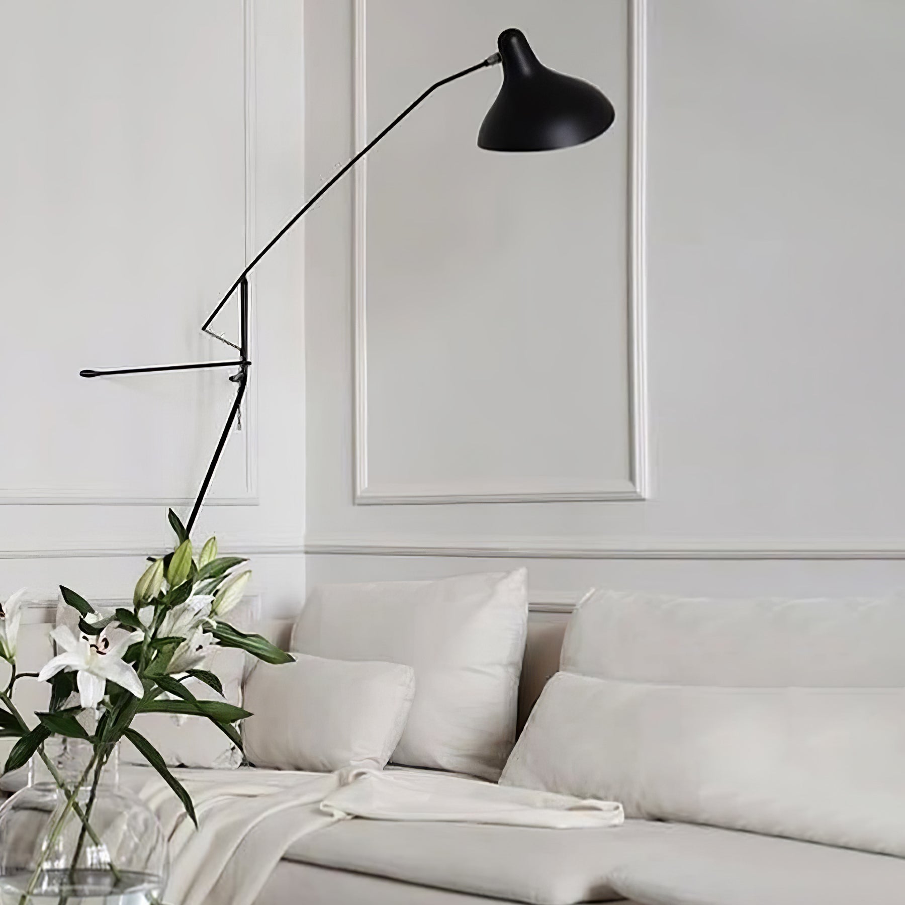 Mantis Arm Wall Lamp Wall lamp