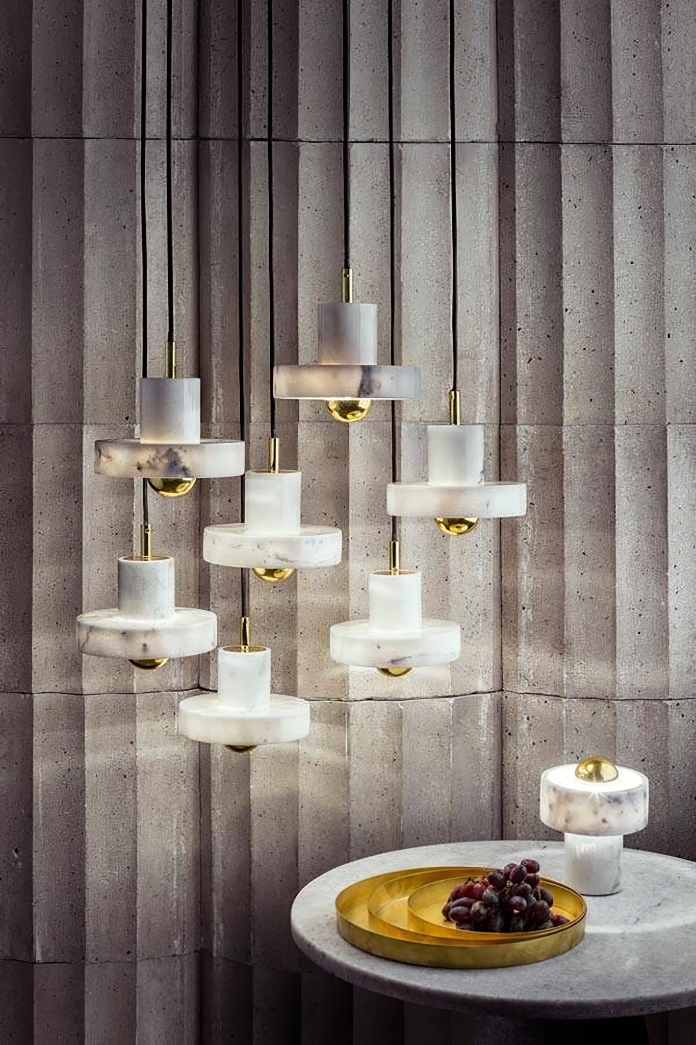 Marble Aura Pendant Lamp Dia 7.1″ x H 6.3″ / Gold & White / Warm Light Pendant light