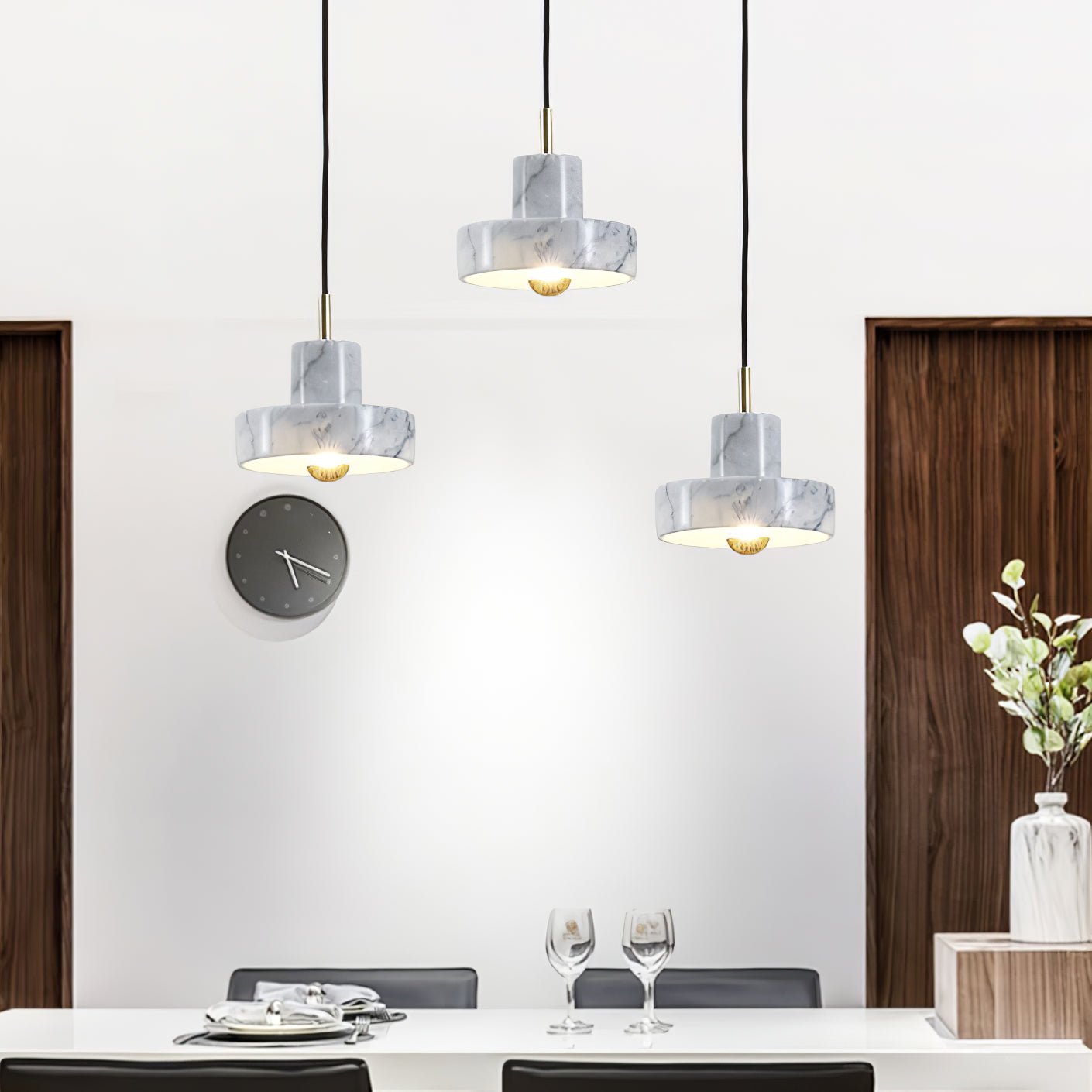 Marble Aura Pendant Lamp Dia 7.1″ x H 6.3″ / Gold & White / Warm Light Pendant light