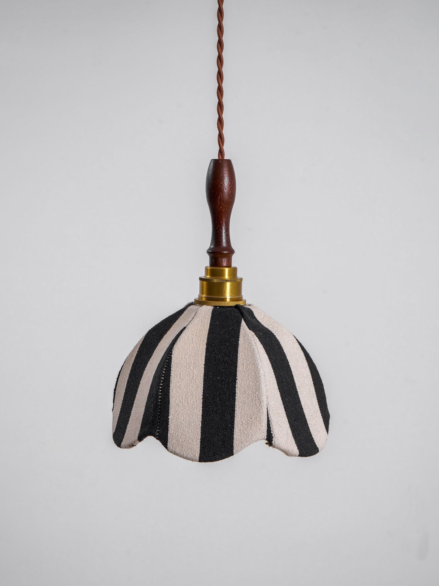 Marbre Stripe Pendant Light ? 7.9’’ x H 11’’ / Black & White 1001 pendant Lamp