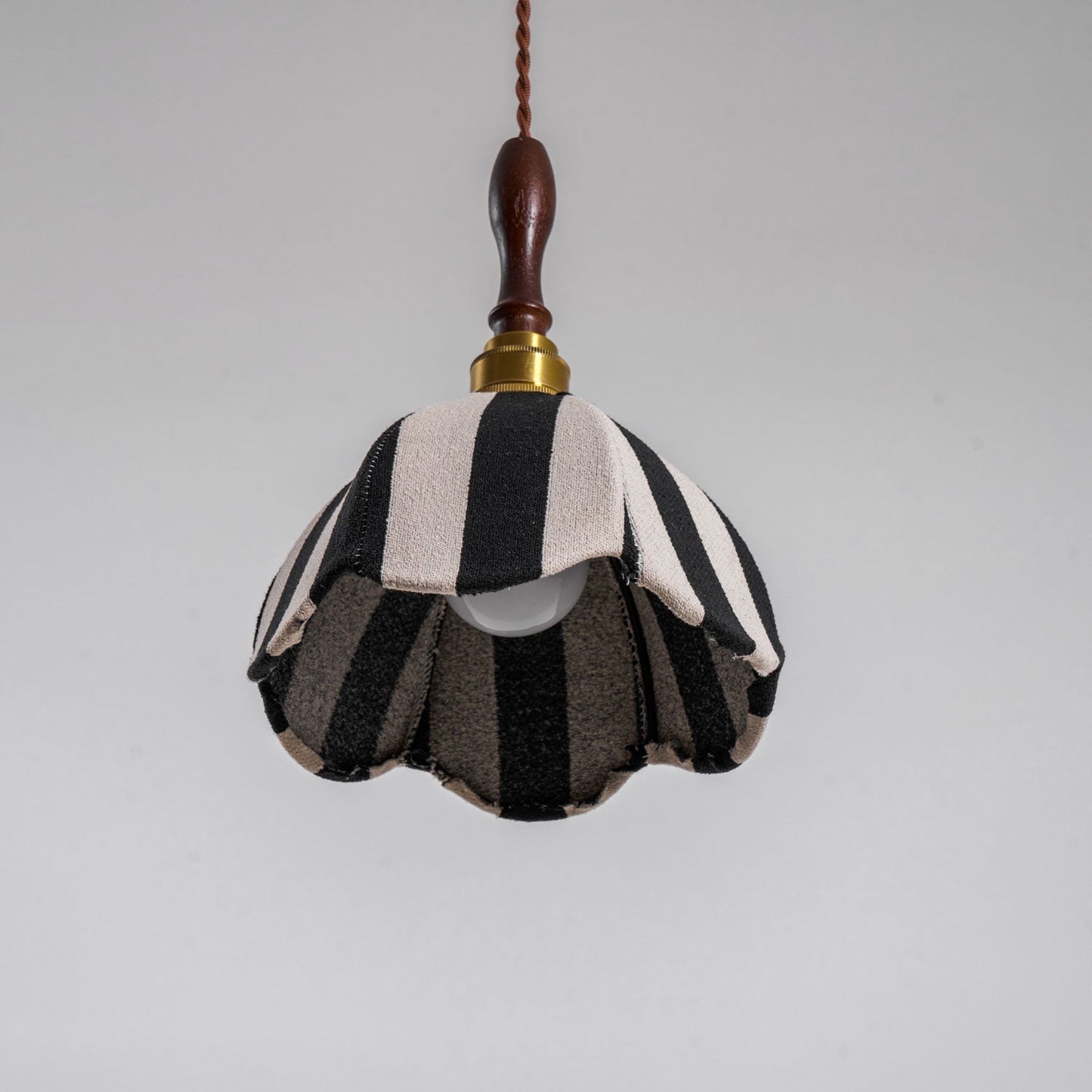 Marbre Stripe Pendant Light ? 7.9’’ x H 11’’ / Black & White 1001 pendant Lamp