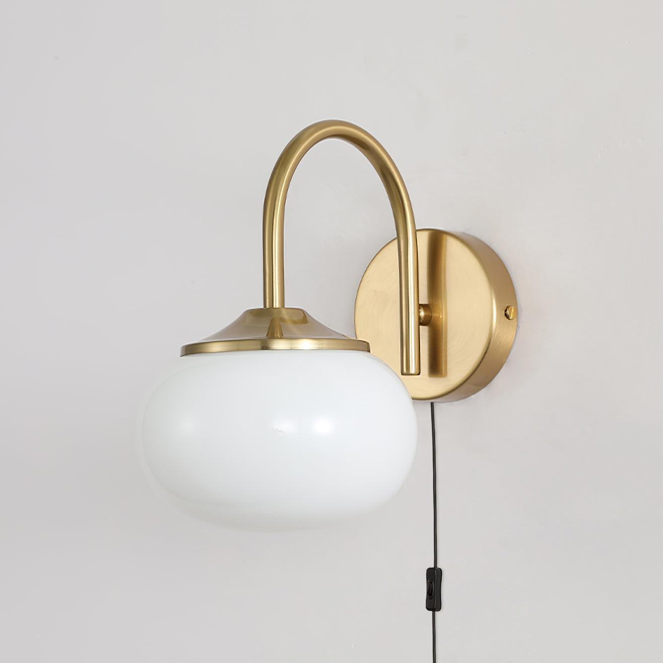 Marshmallow Sconce Plug Version ? 5.5″ x H 8.3″ / Dia 14cm x H 21cm / Copper & White / US plug Wall lamp