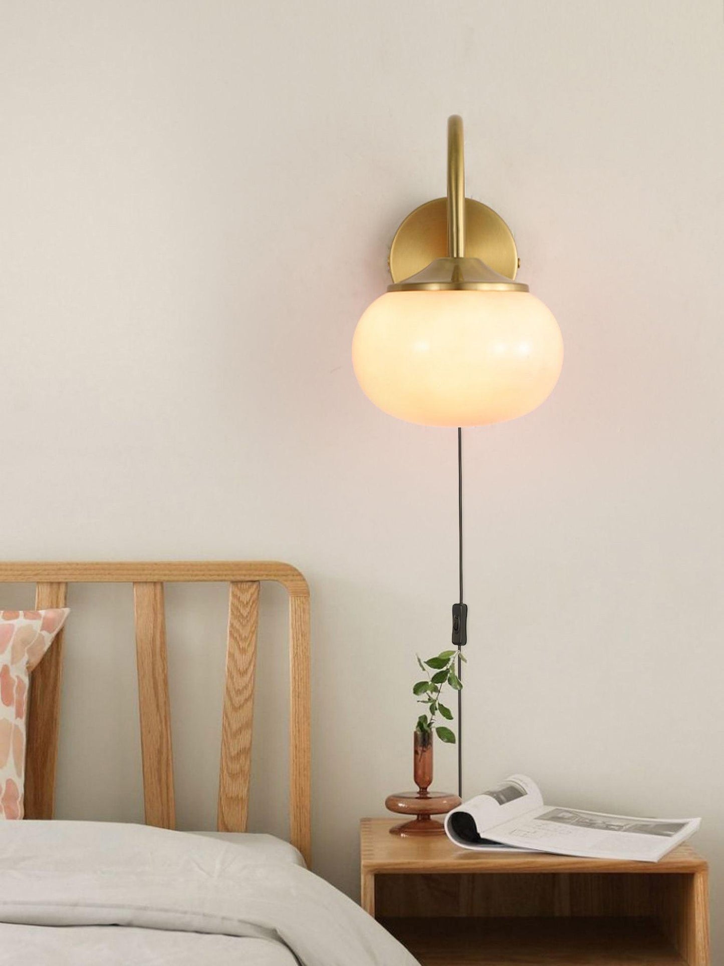 Marshmallow Sconce Plug Version Wall lamp
