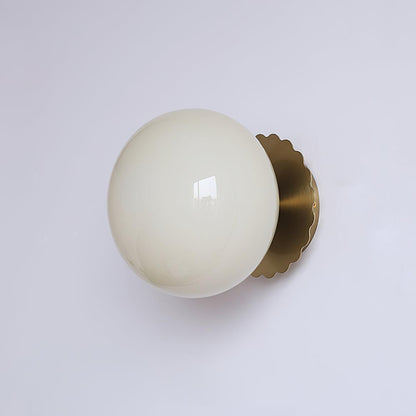 Marshmallow Sconces ? 7.9″ x H 7.1″ / Dia 20cm x H 18cm / Gold + Beige Wall lamp