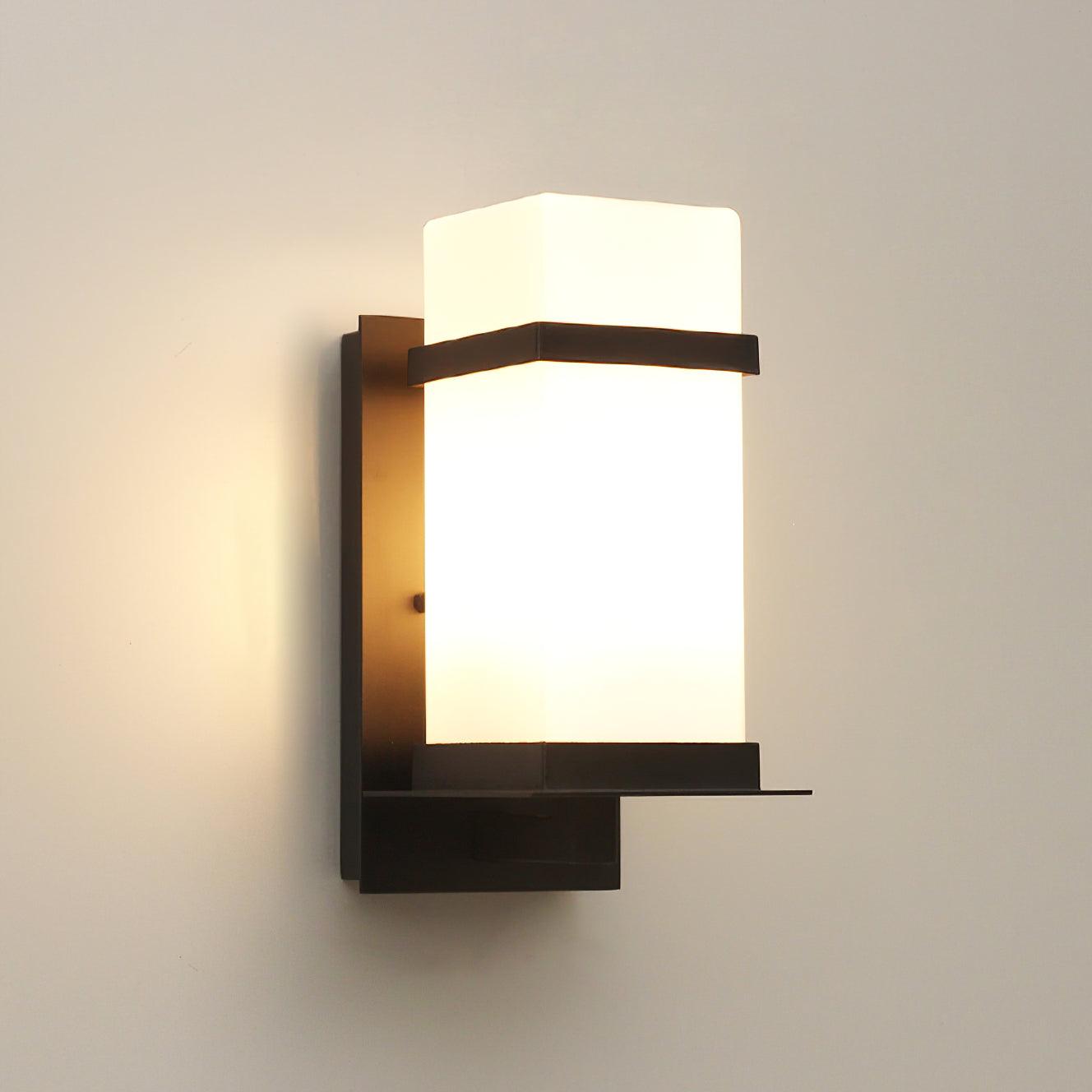 Mcdade Wall Light L 5.1″ x W 6.5″ x H 12.6″ / L 13cm x W 16.5cm x H 32cm / Black & White Wall lamp