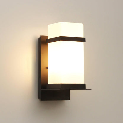 Mcdade Wall Light L 5.1″ x W 6.5″ x H 12.6″ / L 13cm x W 16.5cm x H 32cm / Black & White Wall lamp