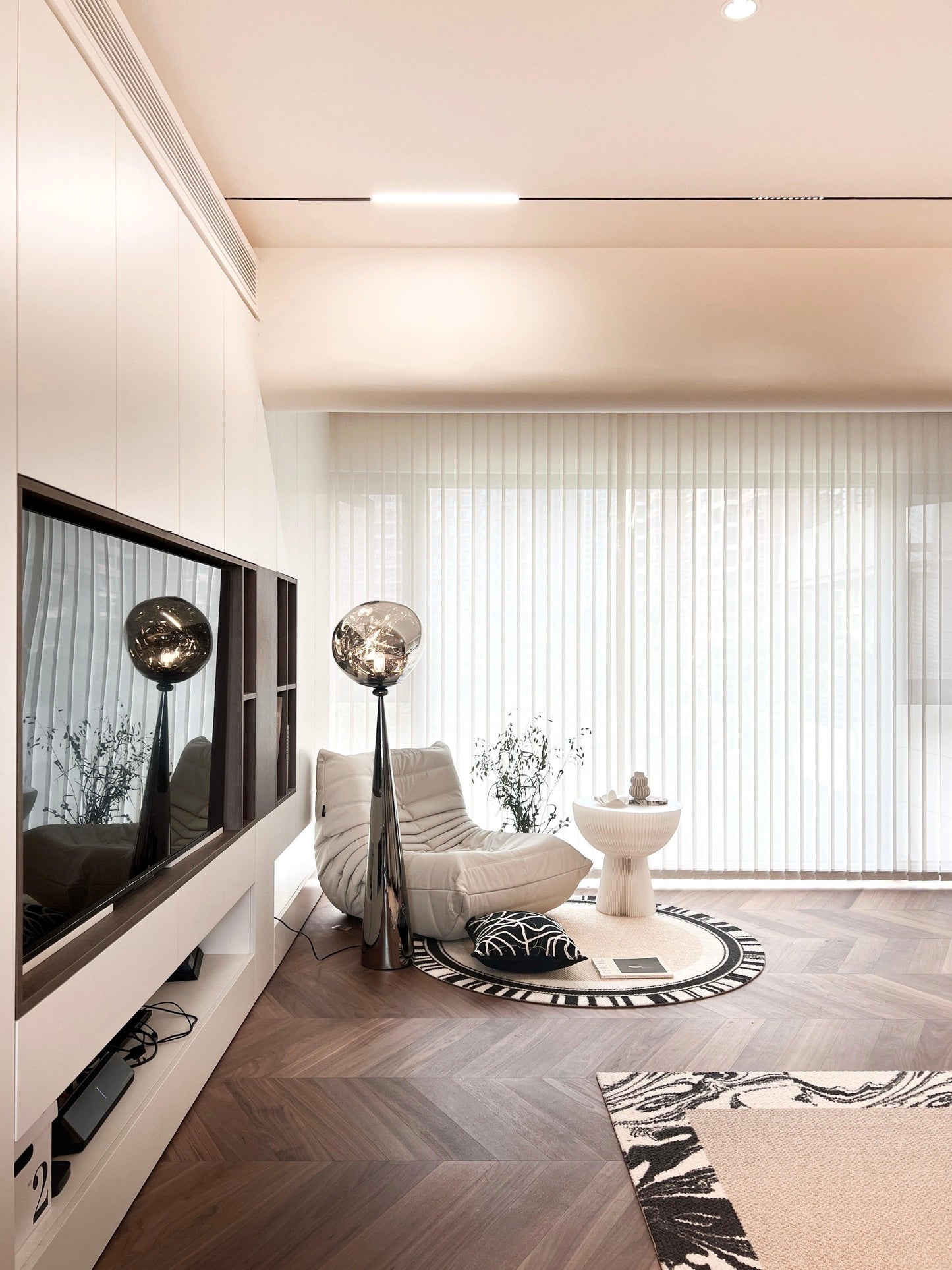 Cone Lava Floor Lamp Floor lamp