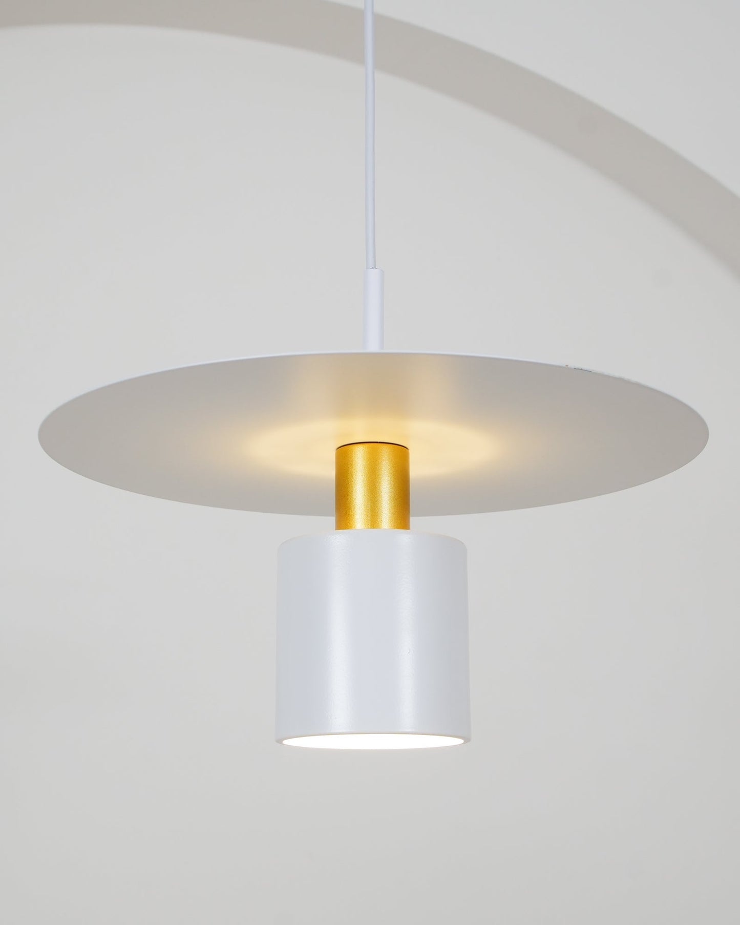 Mercer Halo Pendant Lamp Pendant light