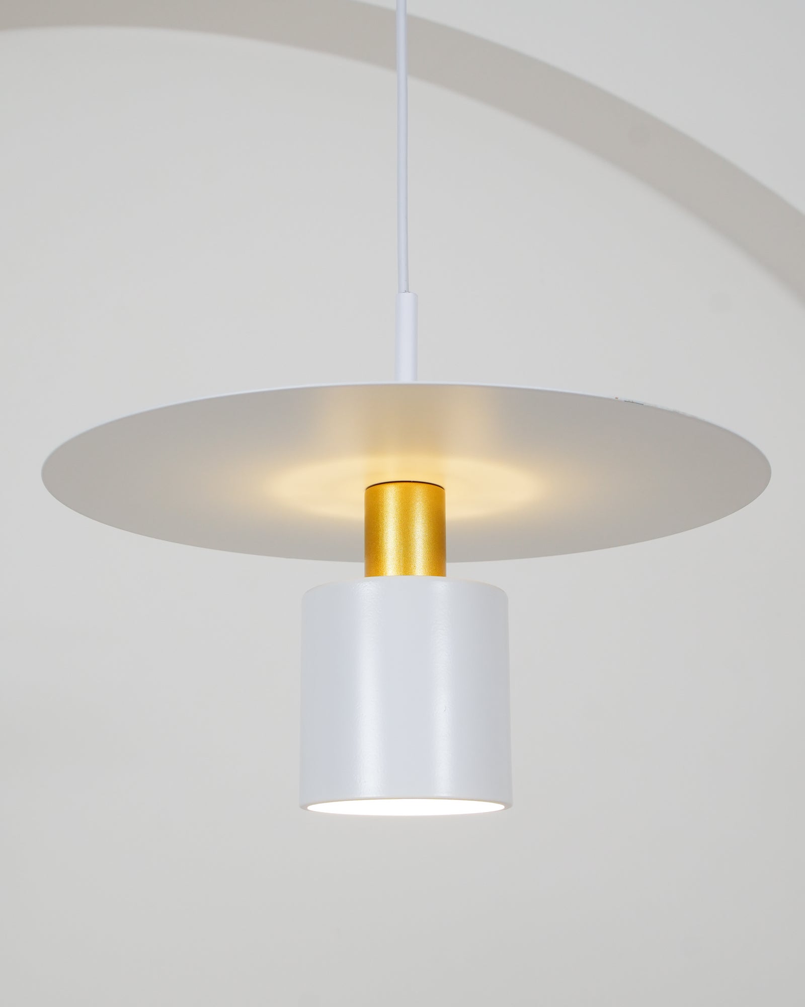 Mercer Halo Pendant Lamp Pendant light