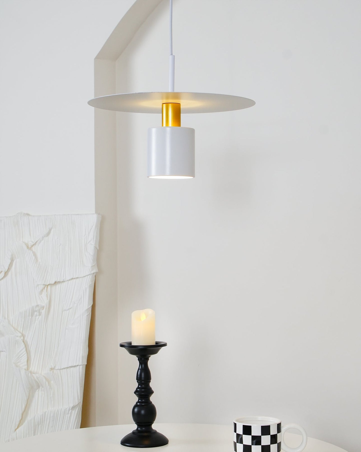 Mercer Halo Pendant Lamp Pendant light