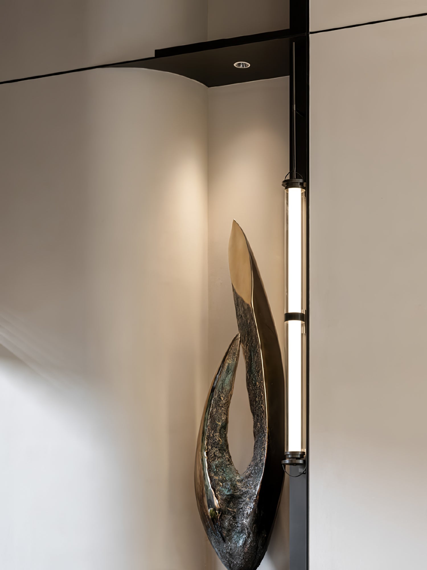 Meridian Vertical Wall Sconce Wall lamp