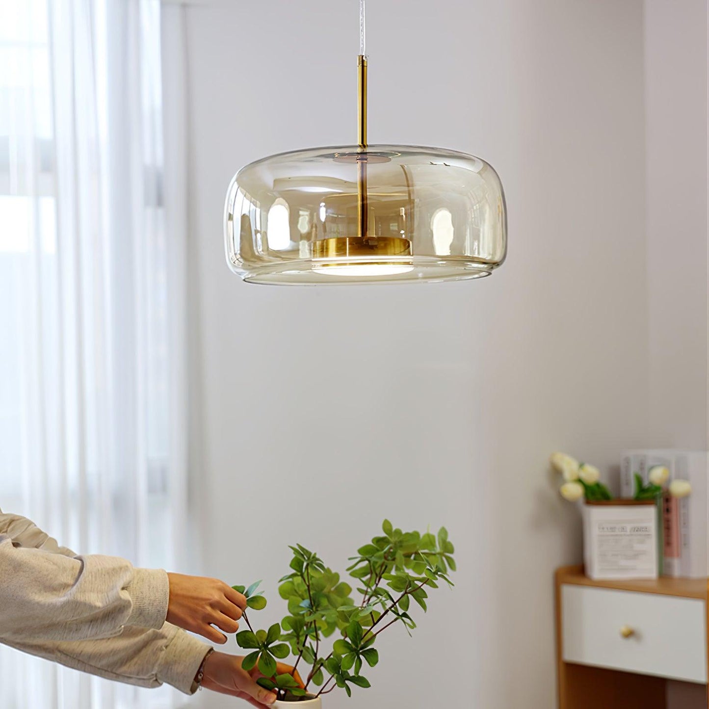 Metro Sphere Glass Pendant Lamp Pendant light