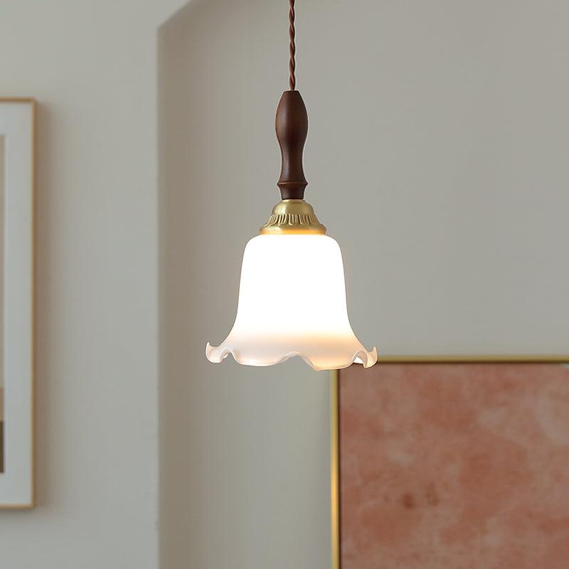 Milky Flower Pendant Light Dia 5.9″ x H 11″ / Dia 15cm x H 28cm / Ash wood + Brass＆White Pendant light