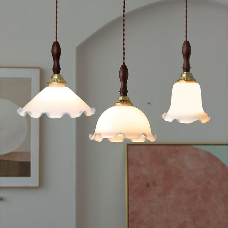 Milky Flower Pendant Light Pendant light