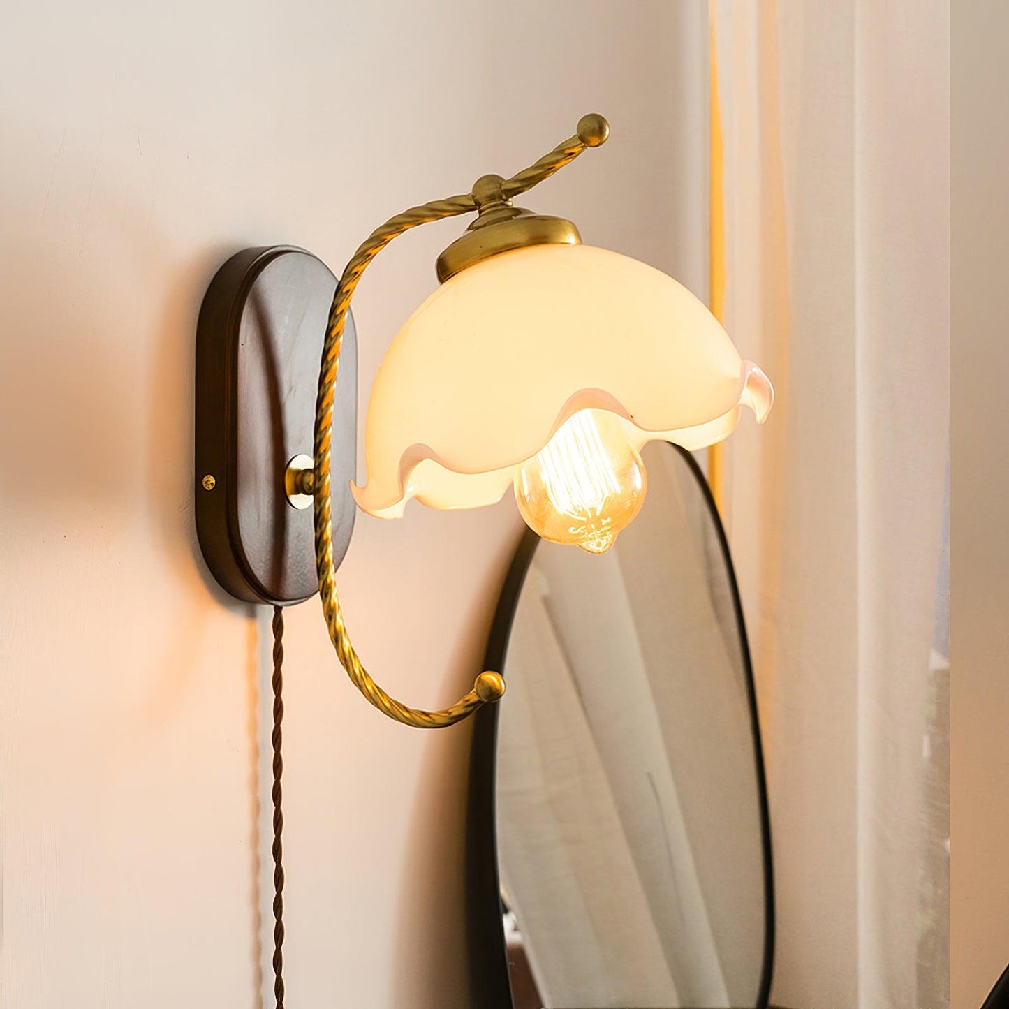 Milky Flower Wall Light Wall lamp