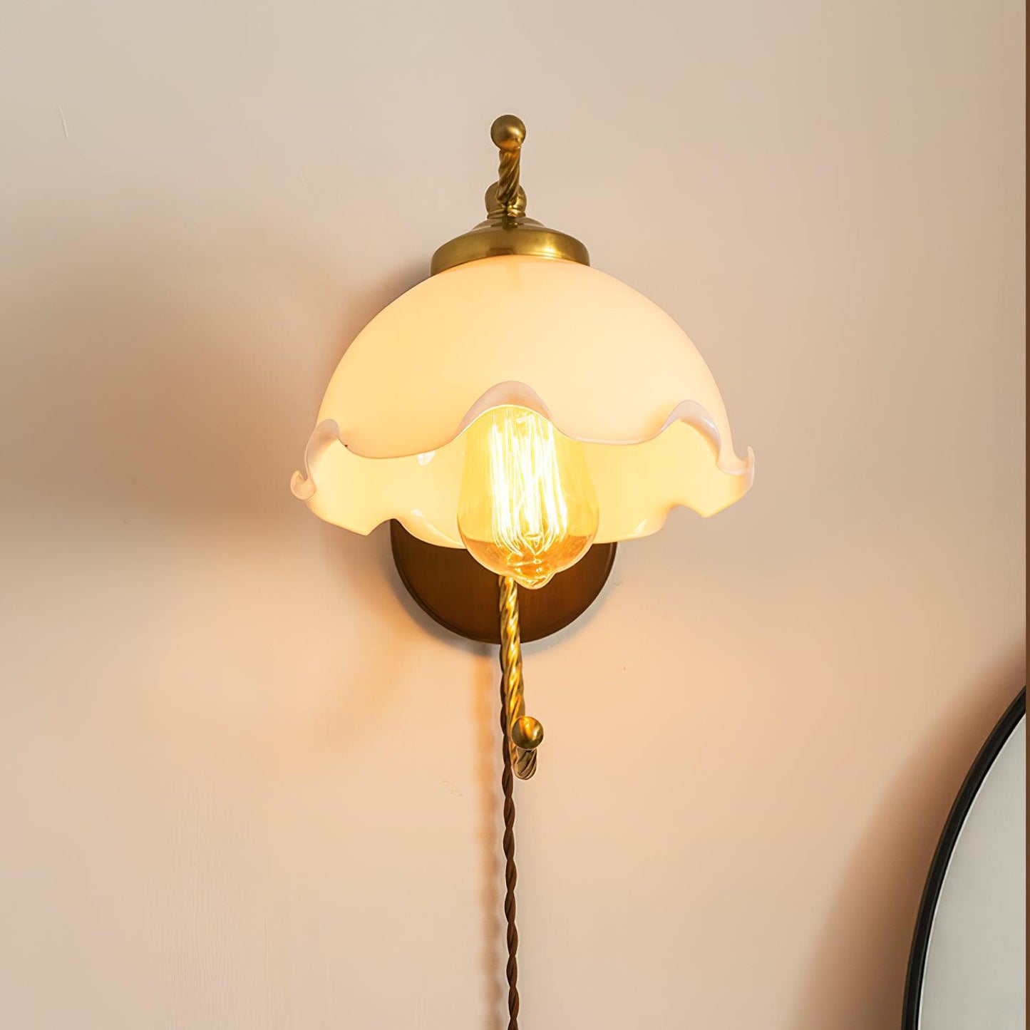 Milky Flower Wall Light Wall lamp