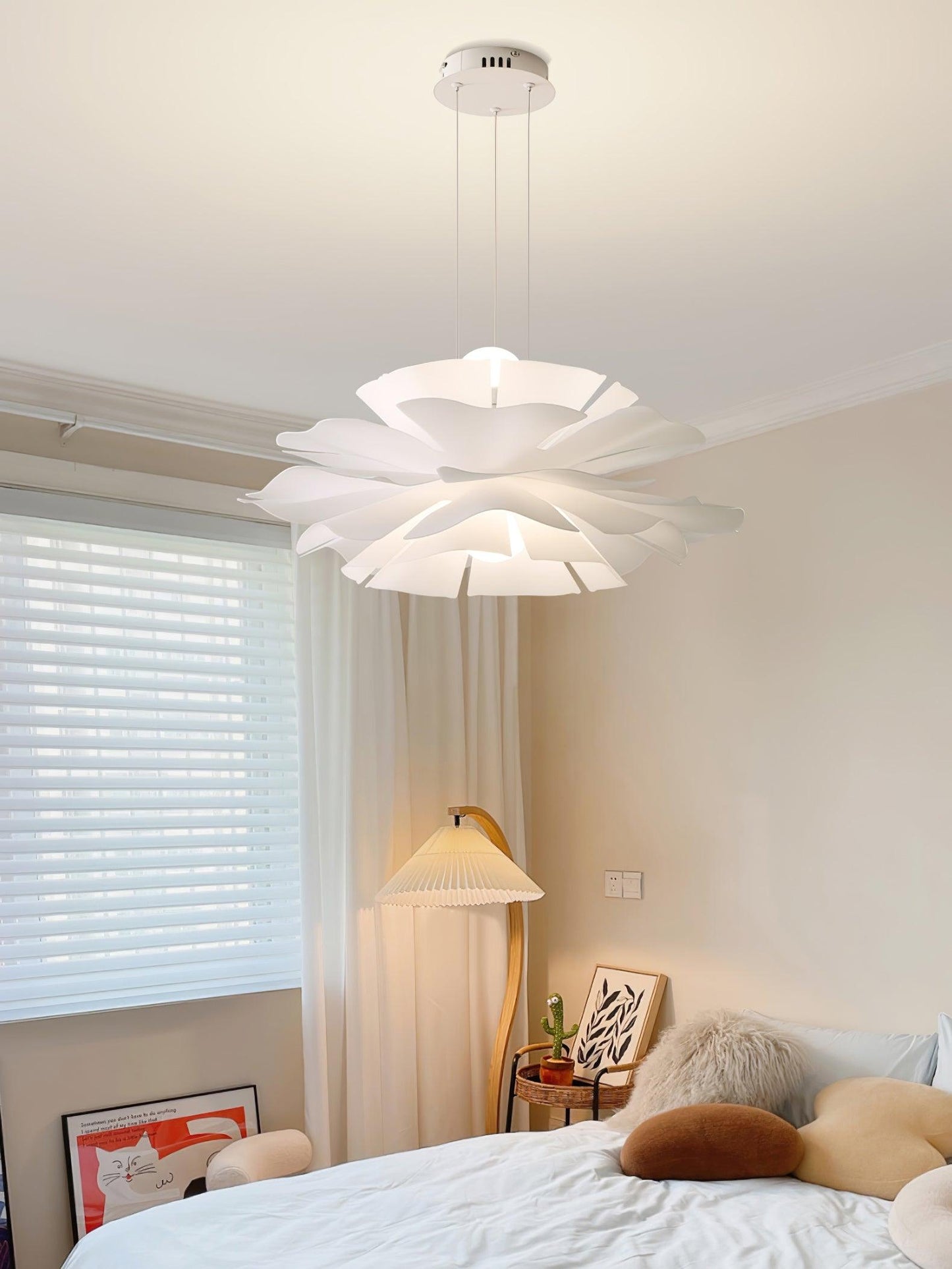 Lotus Flower Pendant Lamp Pendant light