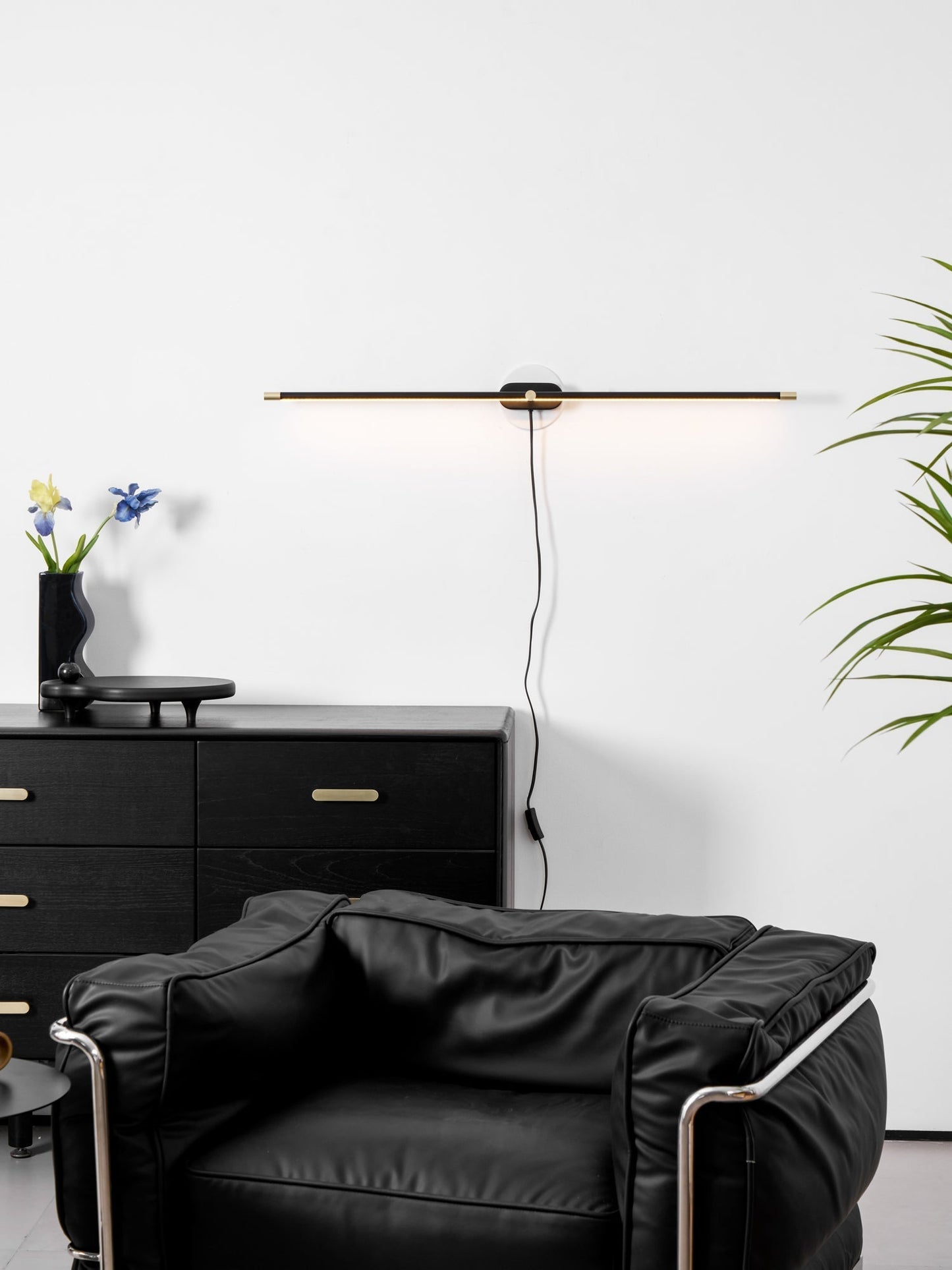 Minimalist Linear Plug-in Wall Lamp 1001 Wall lamp