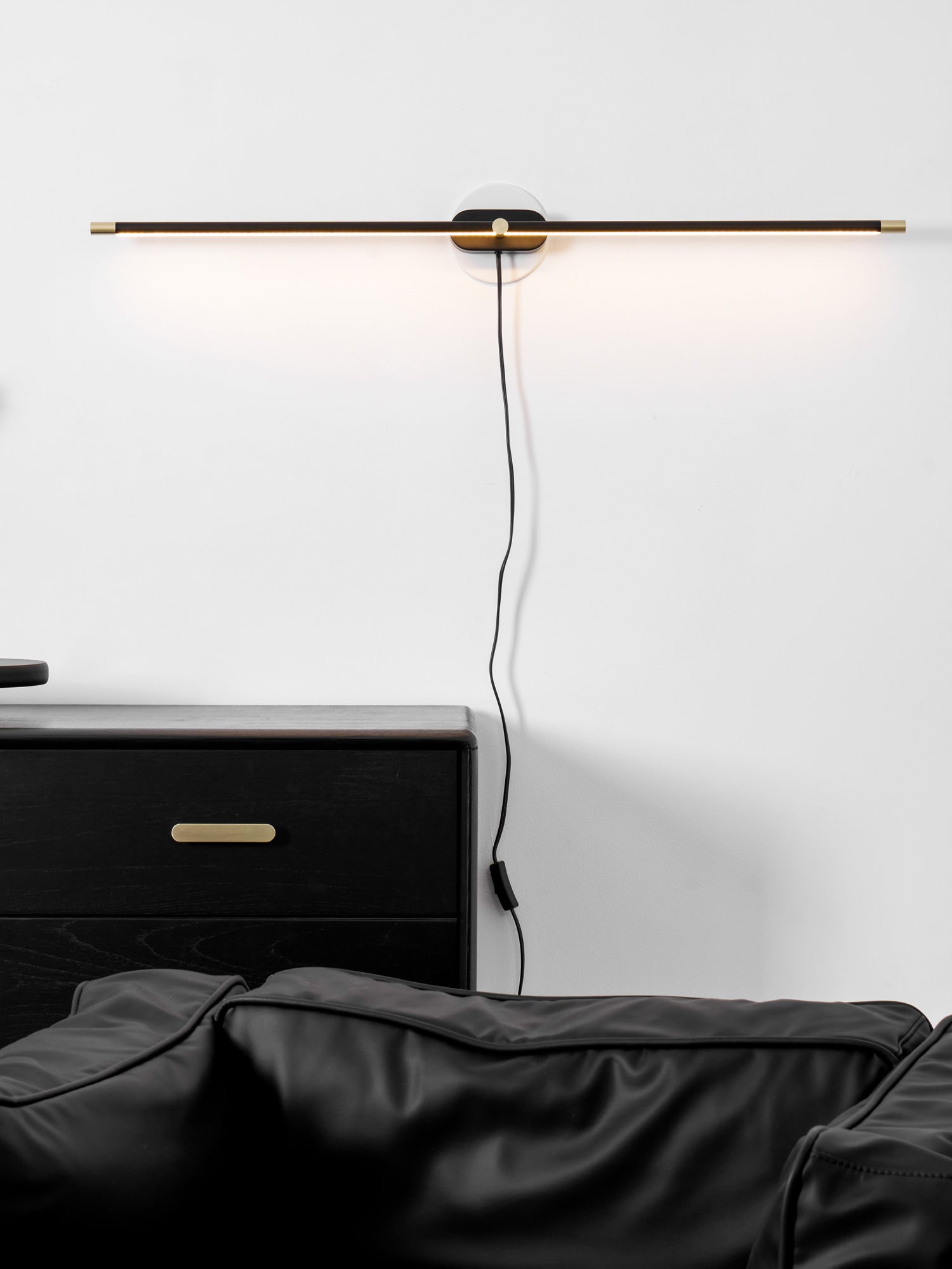 Minimalist Linear Plug-in Wall Lamp 1001 Wall lamp