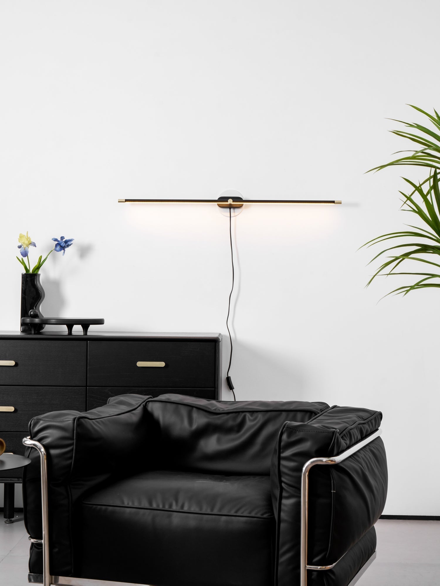 Minimalist Linear Plug-in Wall Lamp 1001 Wall lamp