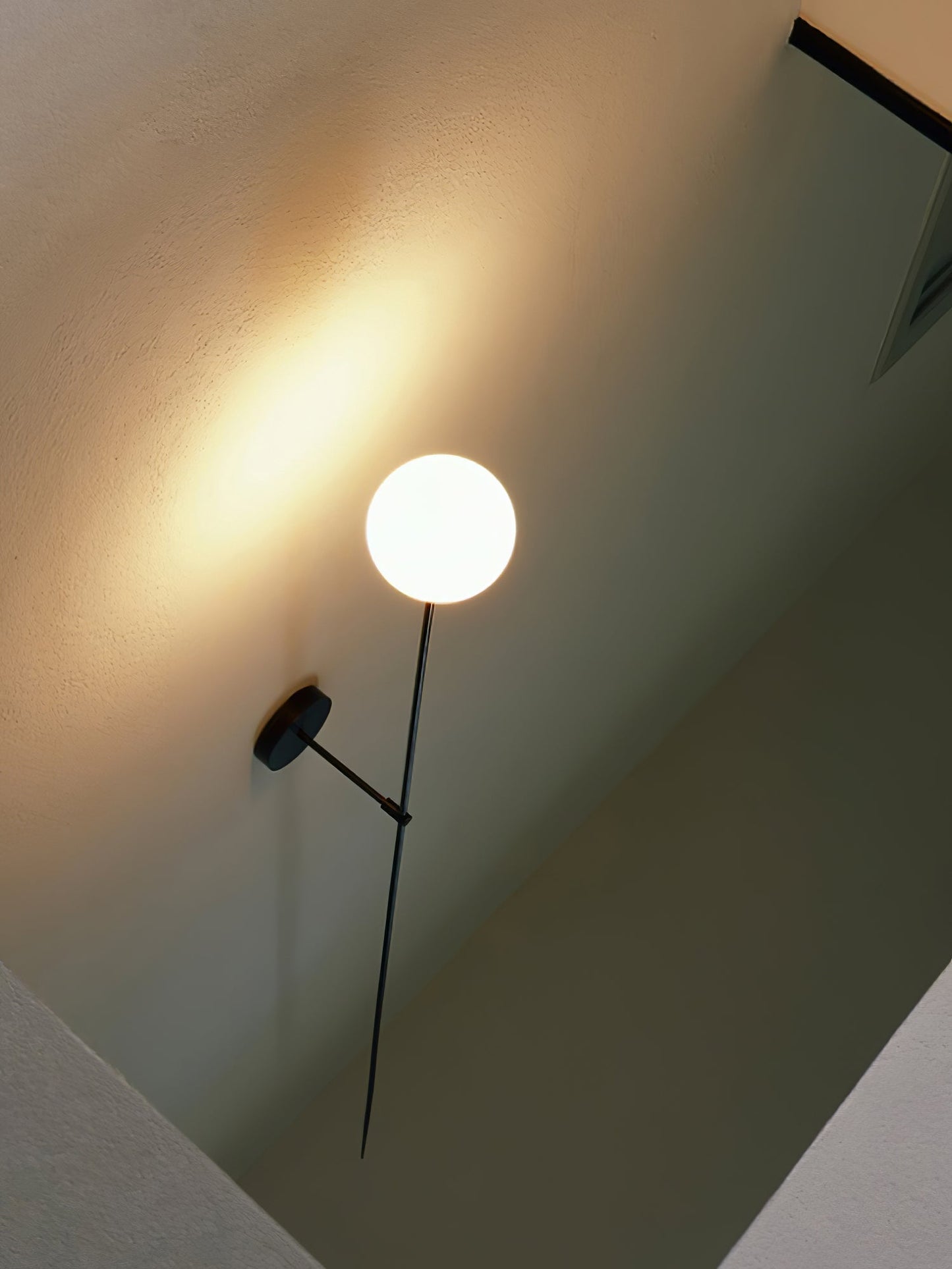 Mobile Wall Lamp 1001 Wall lamp