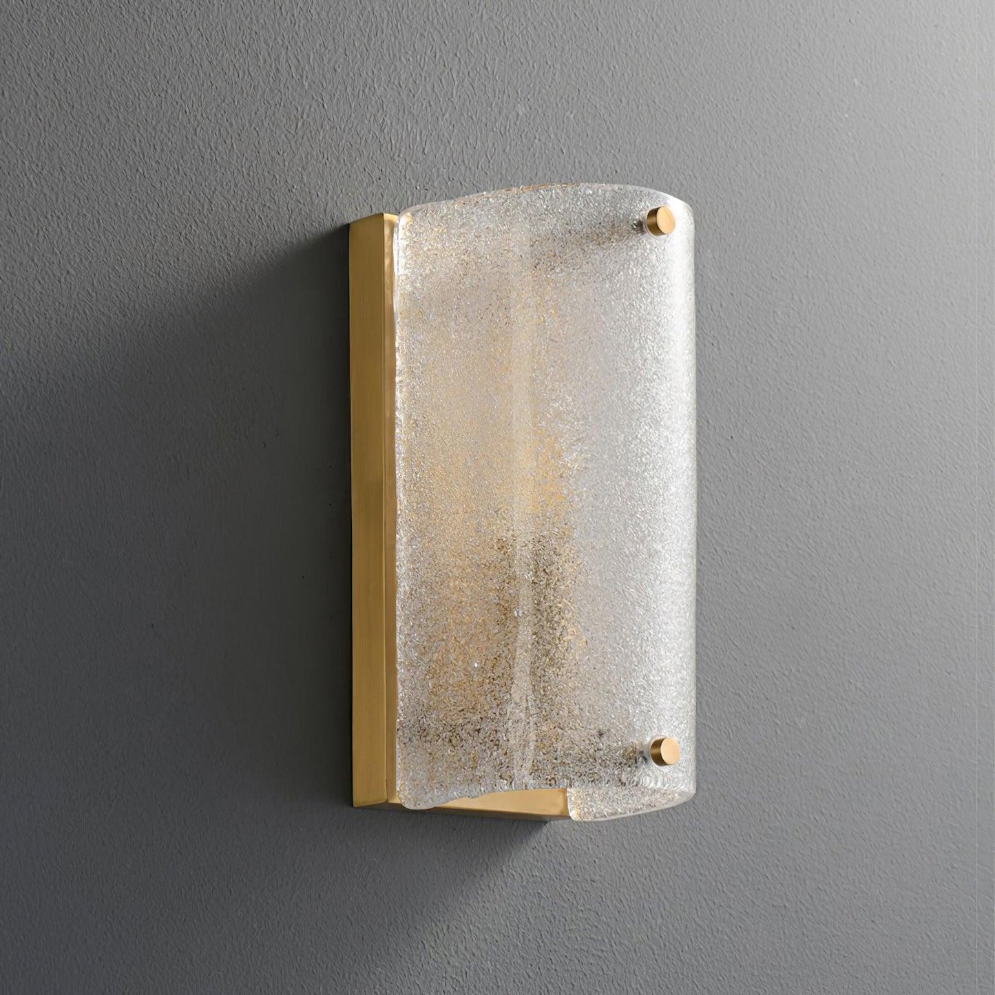 Moet Rounded Sconce ? 3.9″ x H 8.7″ / Dia 10cm x H 22cm / Brass ＆ Opaque glass Wall lamp