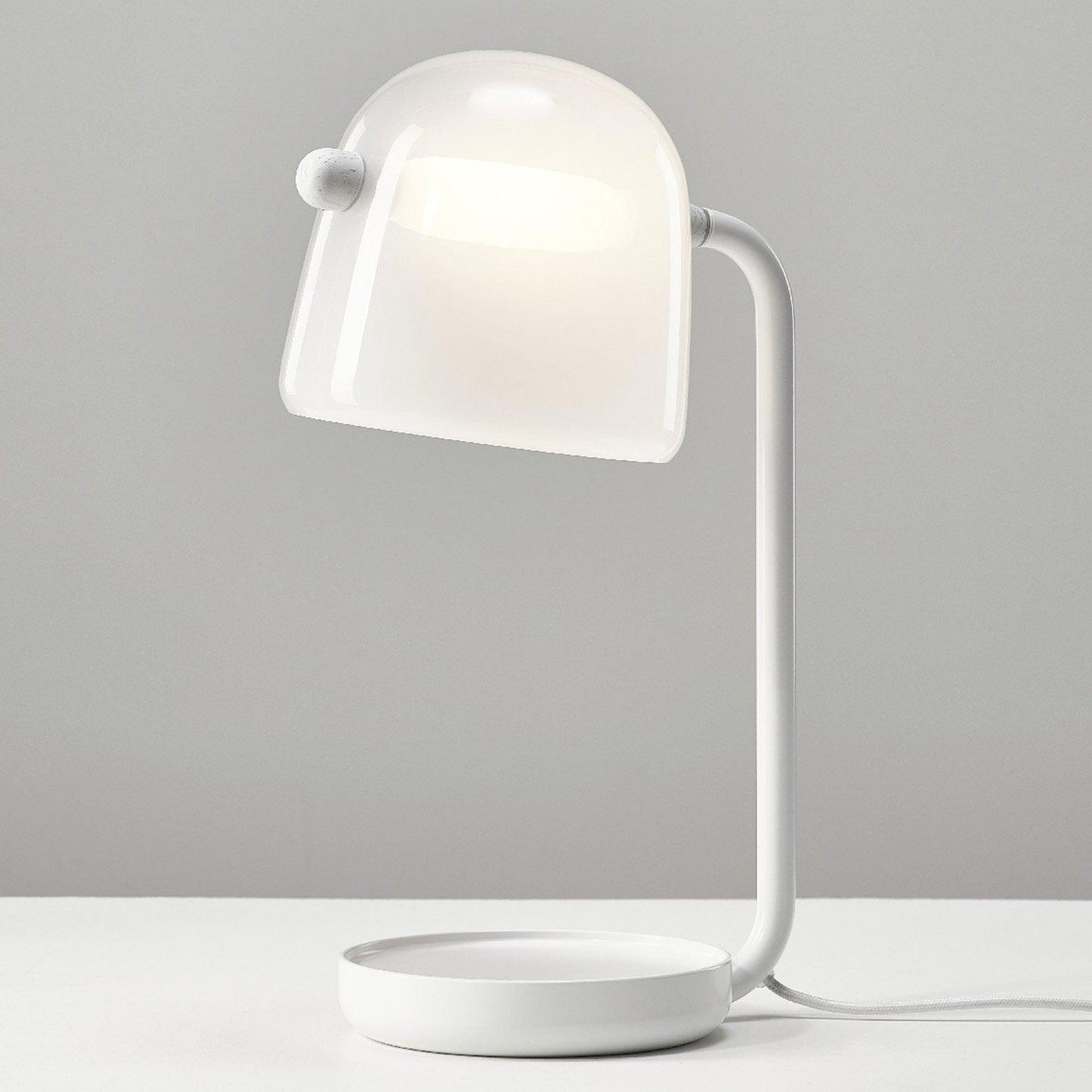 Mona Table Lamp ? 7.9″ x H 19.7″ / Dia 20cm x H 50cm / White / US Plug Table lamp