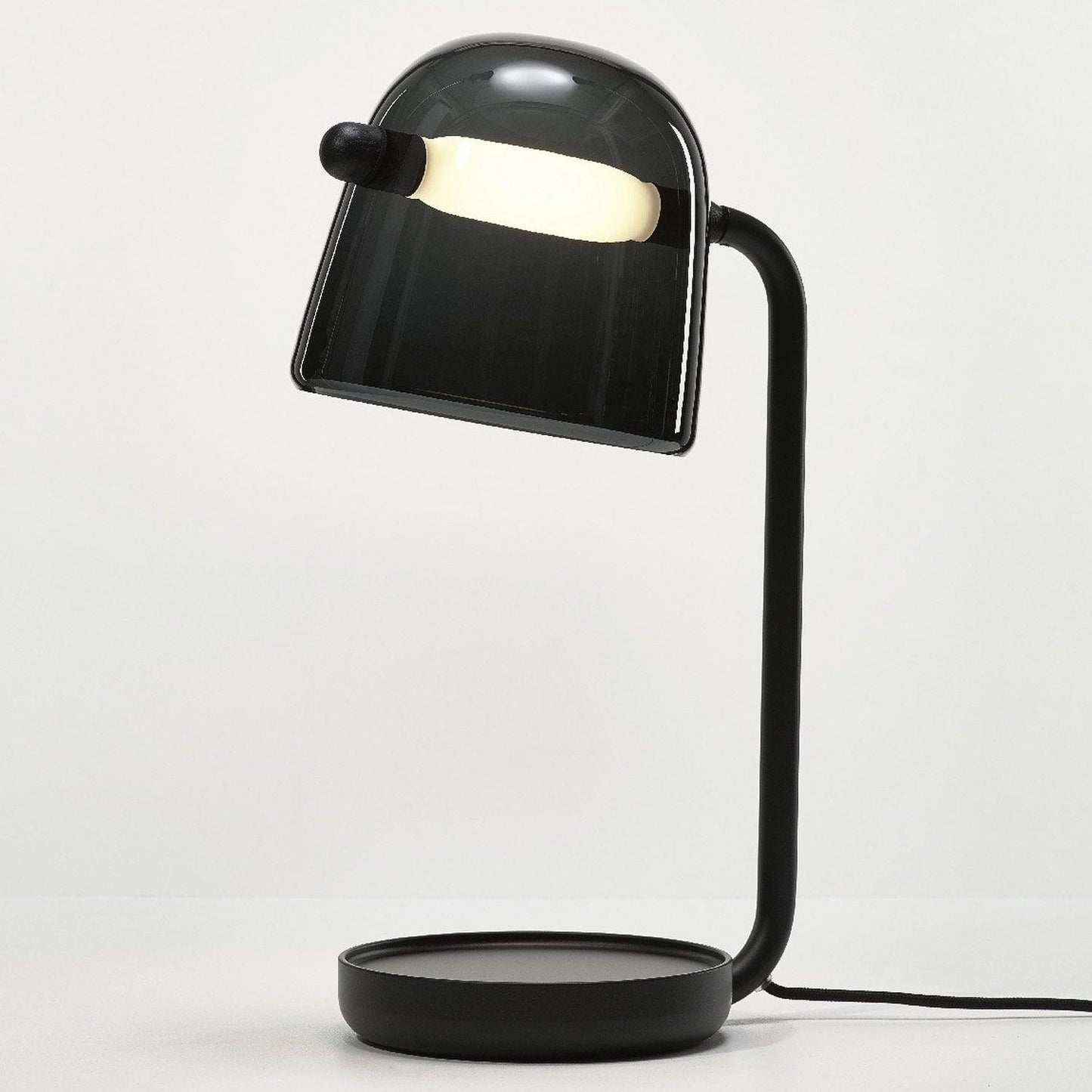 Mona Table Lamp ? 7.9″ x H 19.7″ / Dia 20cm x H 50cm / Black / US Plug Table lamp