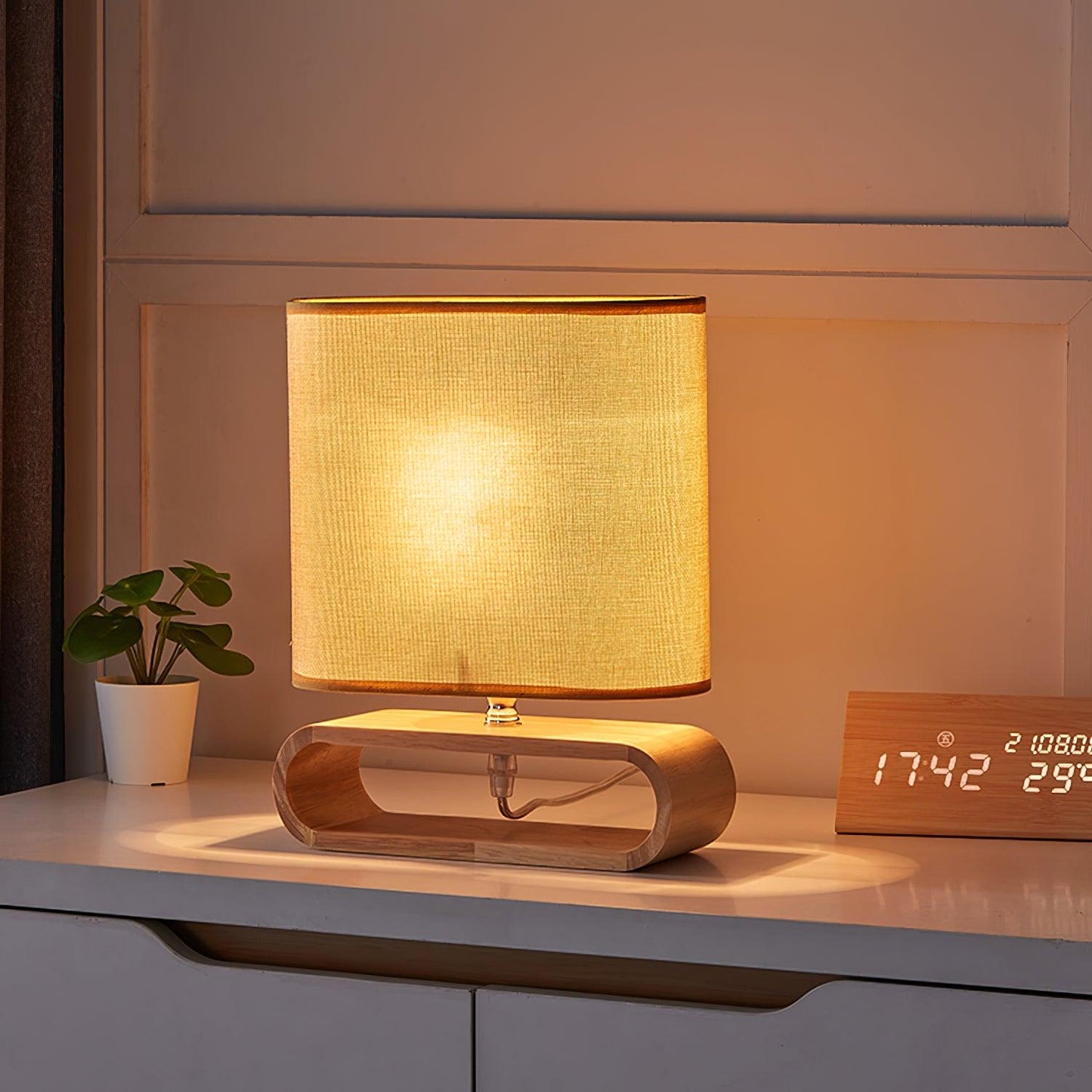 Moti Wood Table Lamp Table lamp