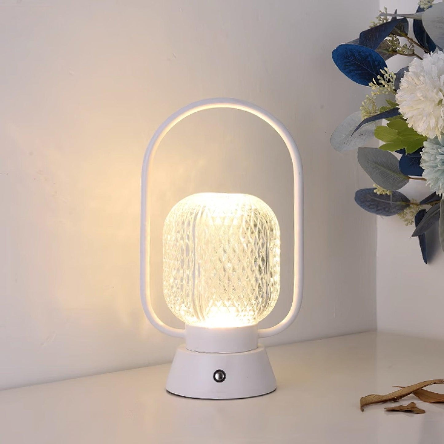 Muse Built-in Battery Table Lamp Dia 5.5″ x H 9.4″/ Dia 14cm x H 24cm / White / Touch switch Table lamp