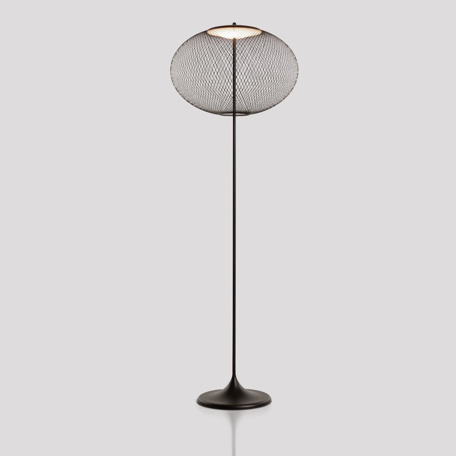 Metallic Meshwork Floor Lamp Dia 19.7″ x H 65″ / Dia 50cm x H 165cm / Black / Warm Light Floor lamp