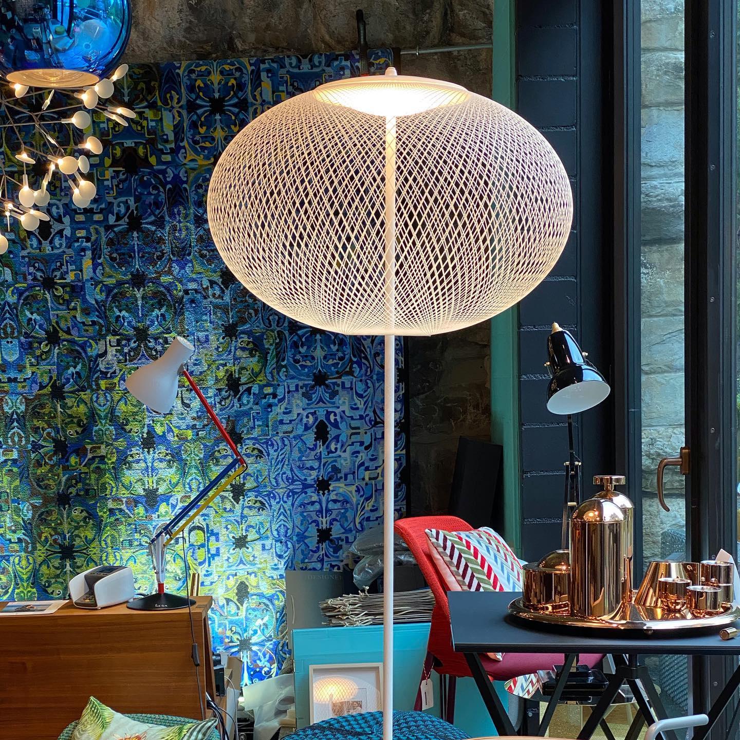 Metallic Meshwork Floor Lamp Floor lamp