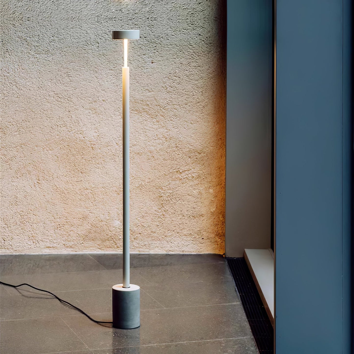 Naya Rotatable Floor Lamp Floor lamp