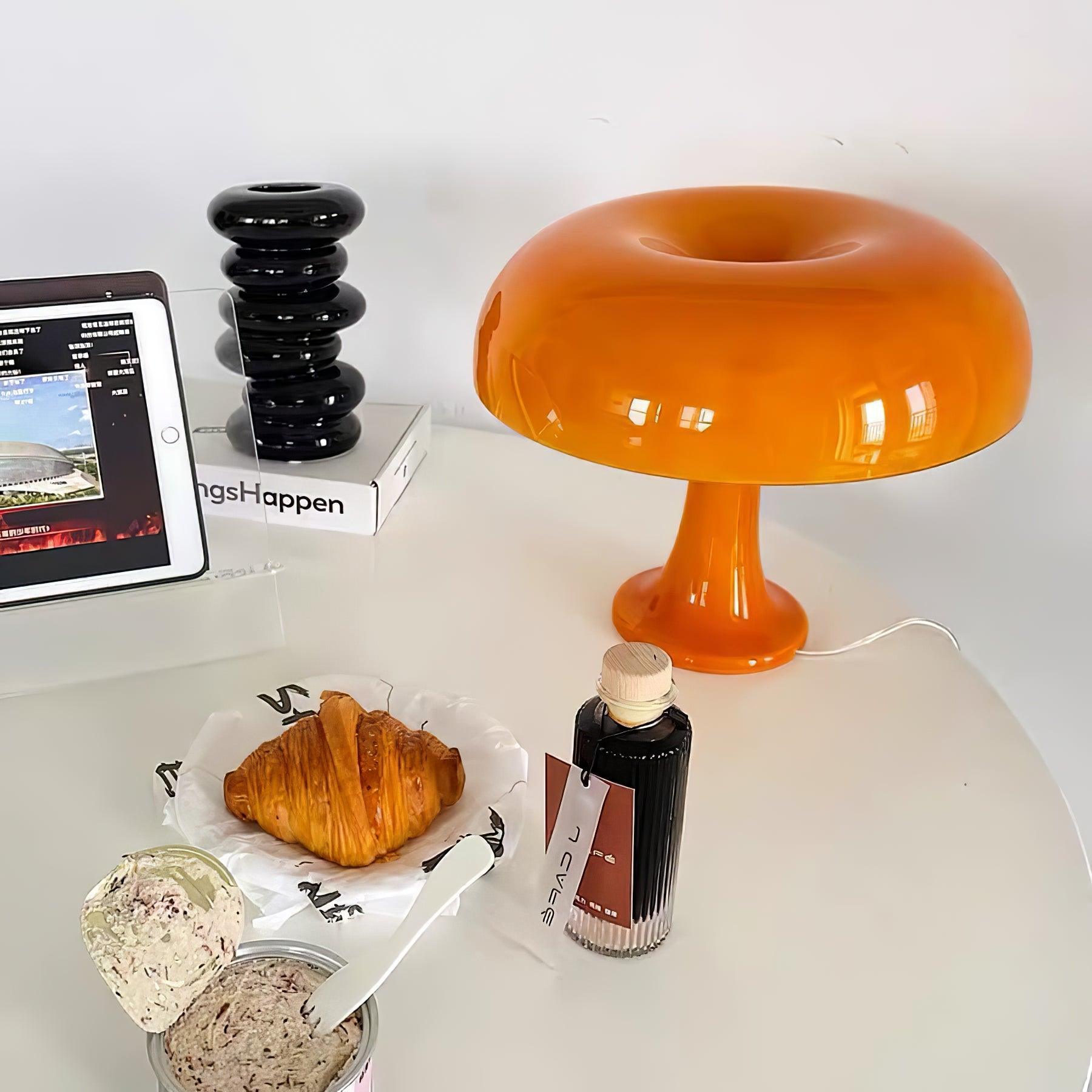 Mushroom Playful Table Lamp Table lamp