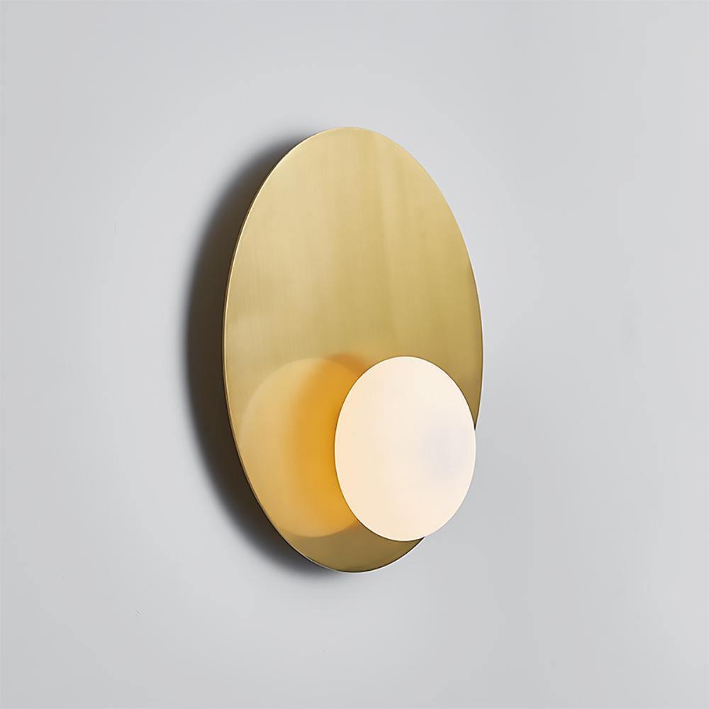 Nodes Angled Wall Sconce Dia 13.4″ x H 13.4″ / Dia 34cm x H 34cm / Gold / Warm White Wall lamp