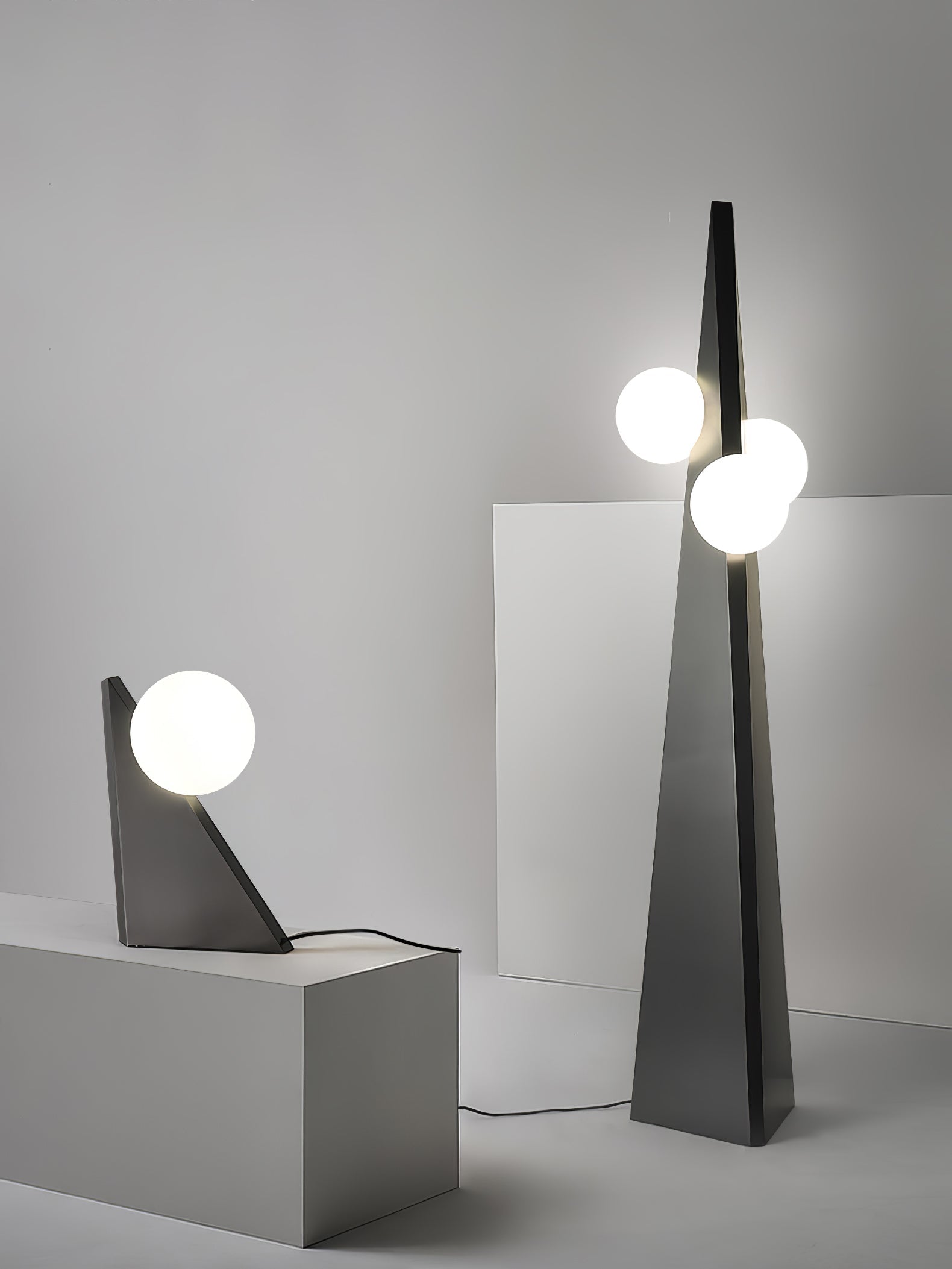 Noir Roy Floor Lamp Floor lamp