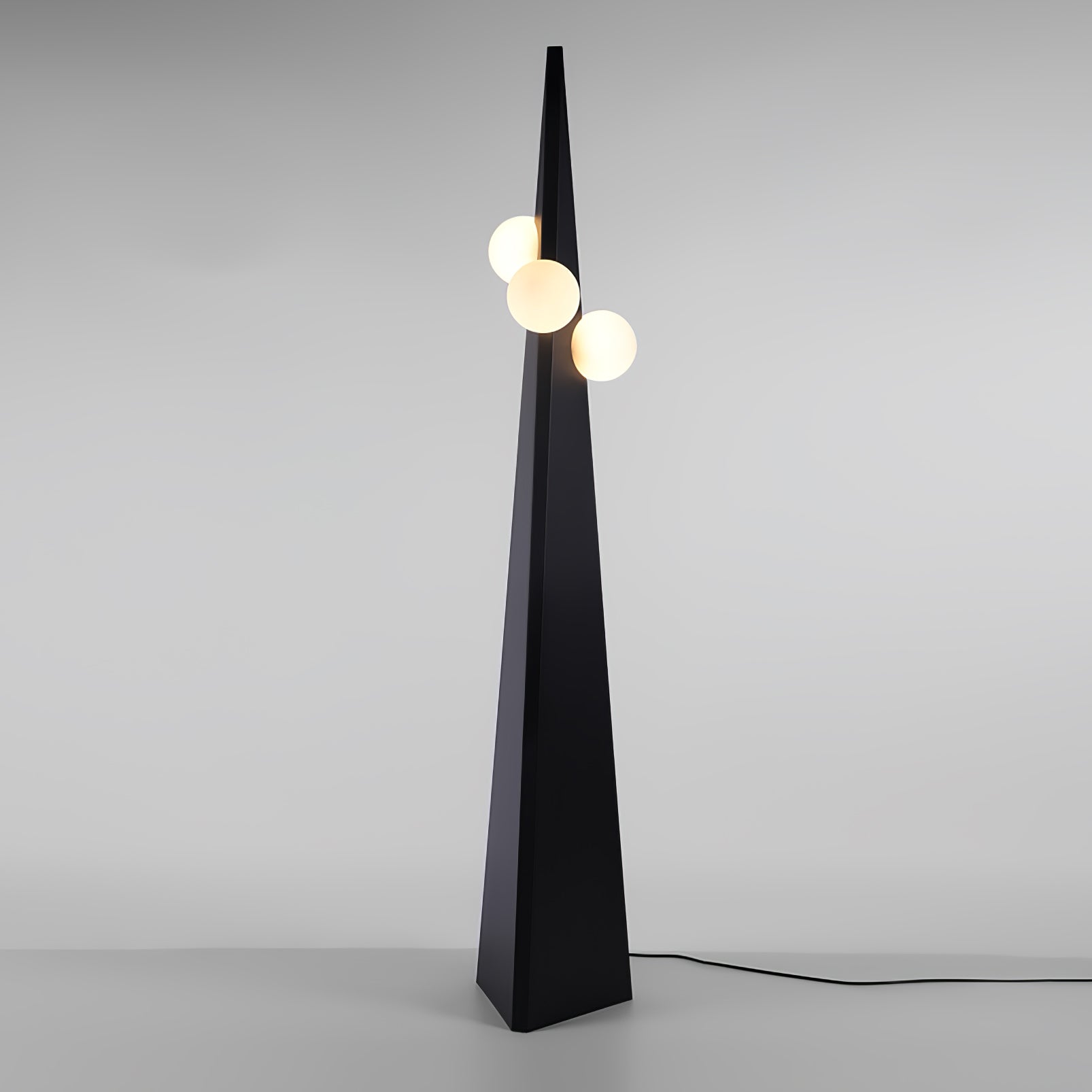 Noir Roy Floor Lamp Floor lamp