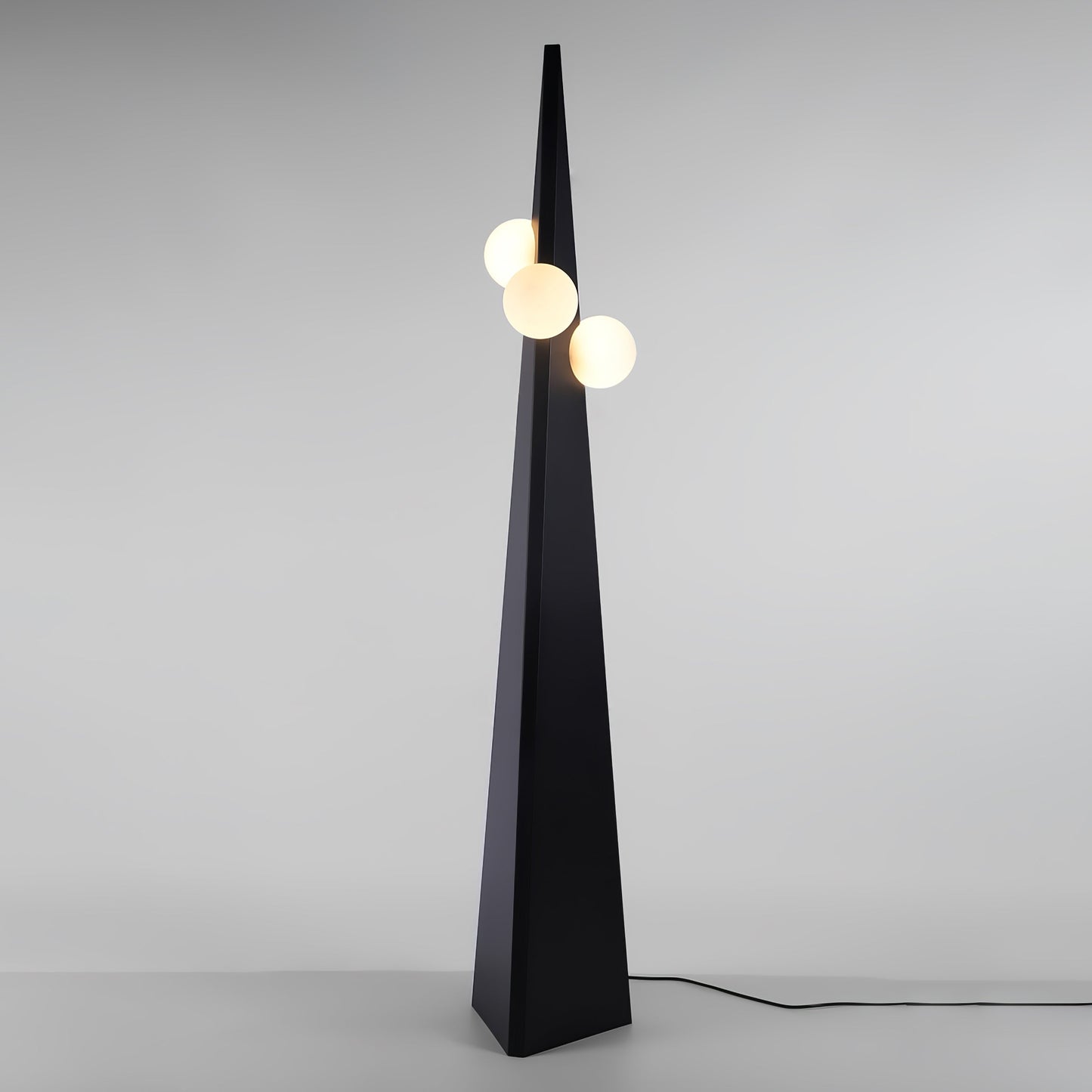 Noir Roy Floor Lamp Floor lamp