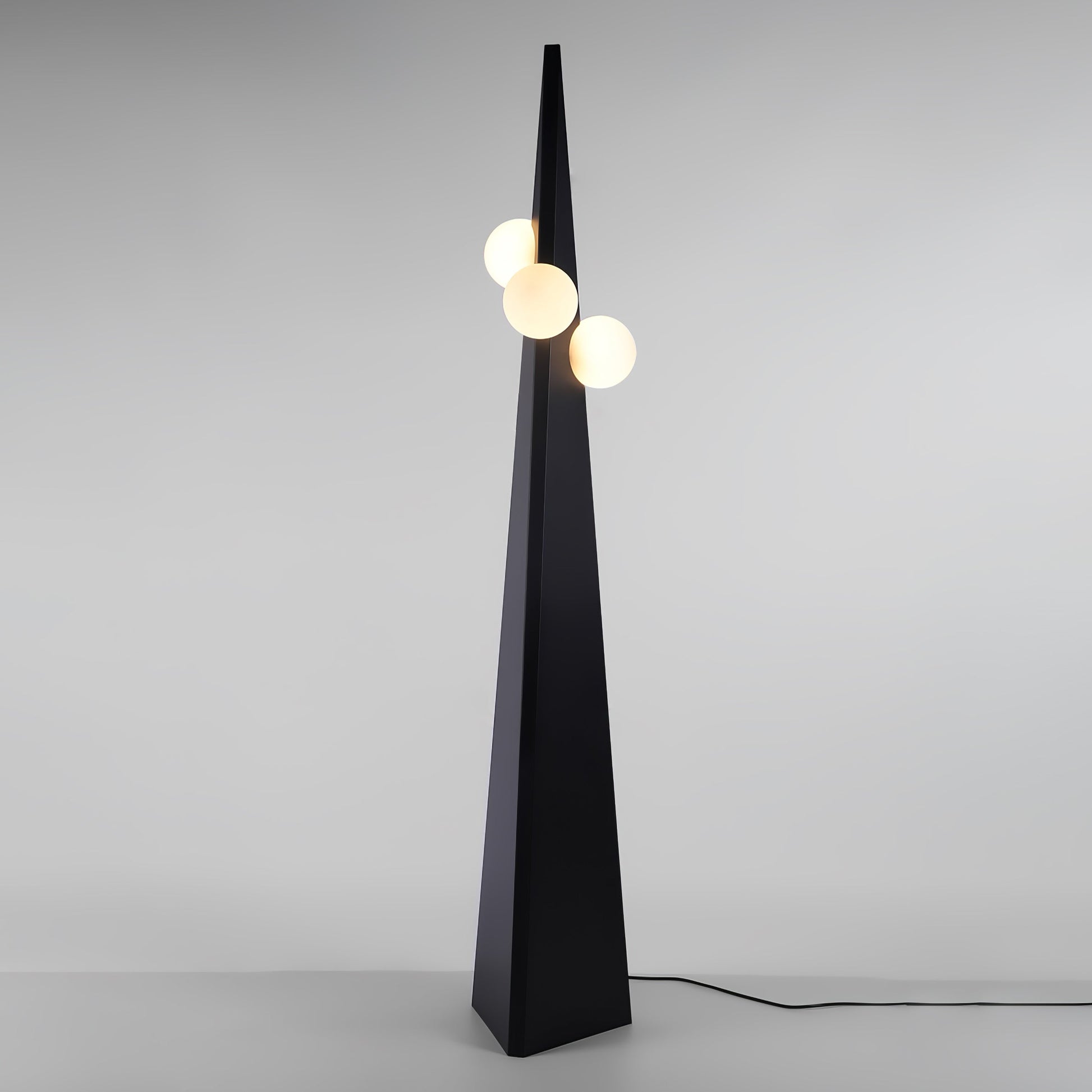 Noir Roy Floor Lamp Floor lamp