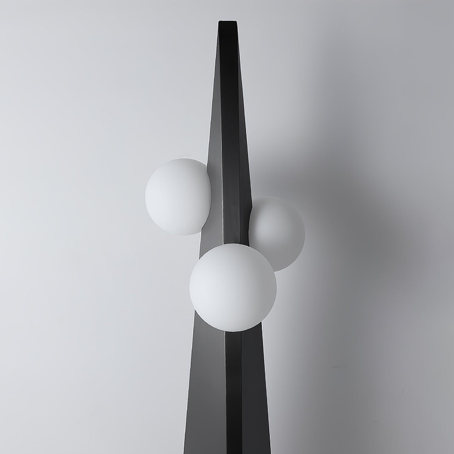 Noir Roy Floor Lamp Floor lamp