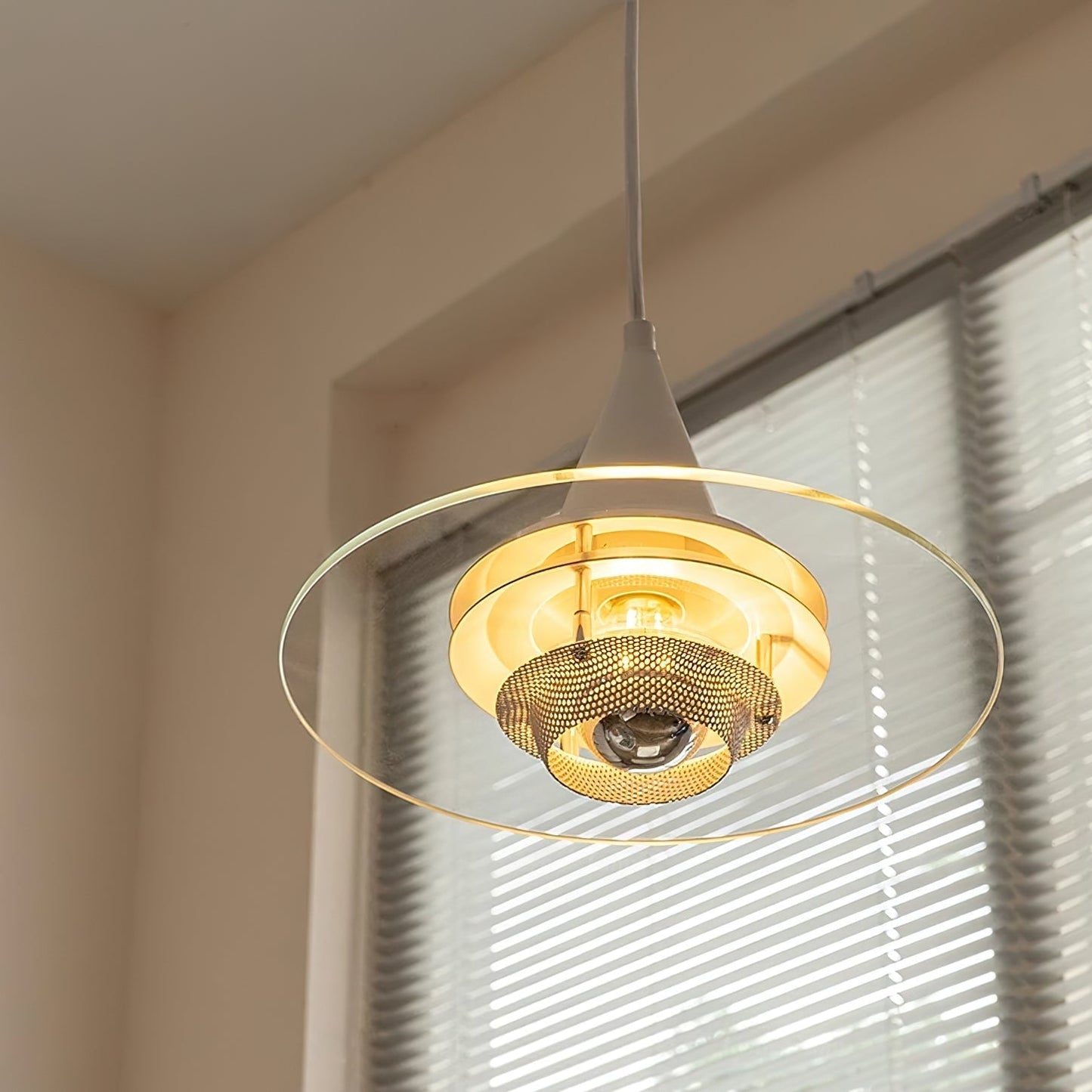 Nova Disc Pendant Light Pendant light