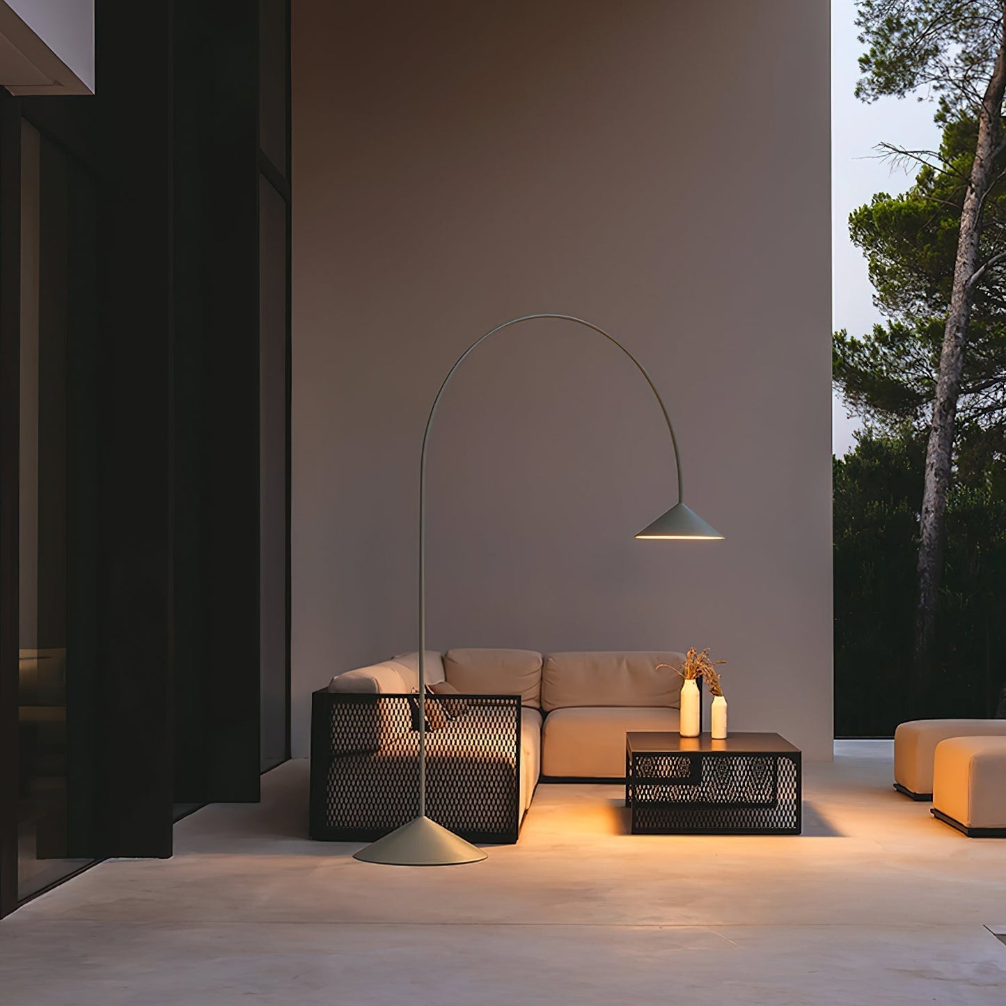 Arc Out Floor Lamp Floor lamp