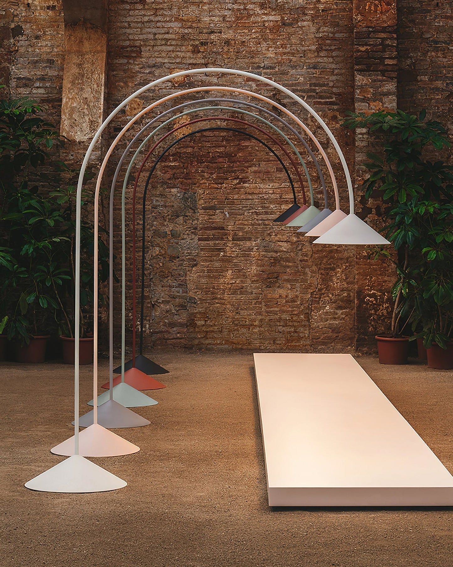 Arc Out Floor Lamp Floor lamp