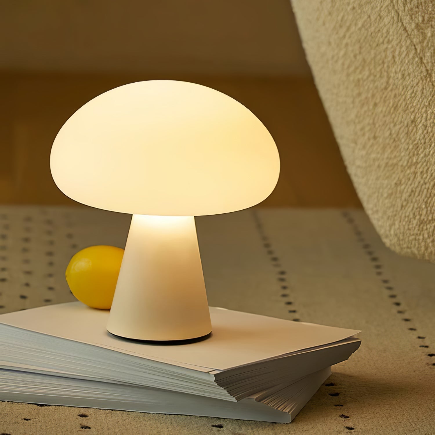 Obello Portable Built-in Battery Table Lamp ? 8.7″ x H 9.4″ / Dia 22cm x H 24cm / White / Three-Color Changing Light