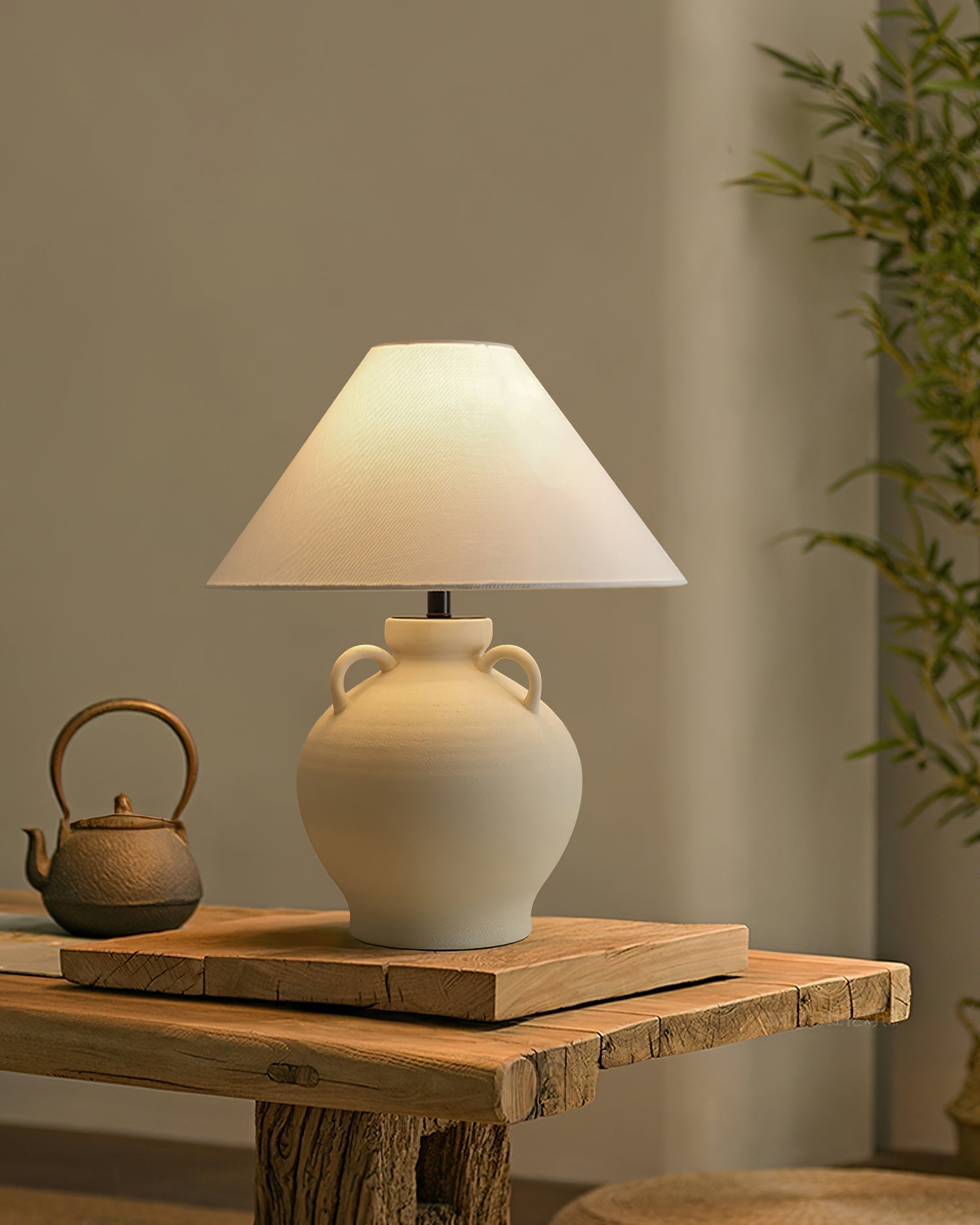 Wine Pot Table Lamp Table lamp