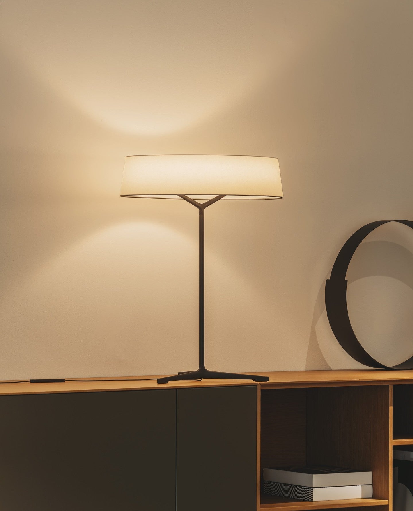 Dama Table Lamp Table lamp