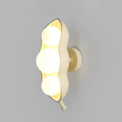 Pea Wall Lamp L 5.5″ x W 7.1″ x H 14.6″ / L 14cm x W 18cm x H 37cm / Cream color & White Wall lamp