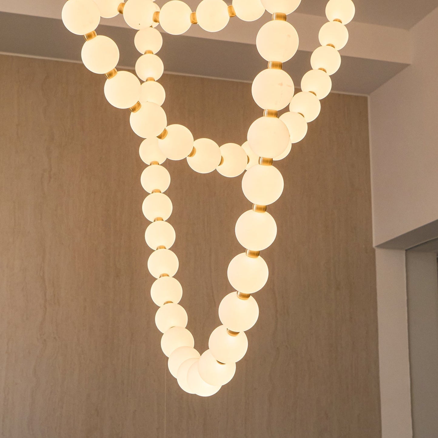 Pearl Necklace Balls Chandelier 1001 Chandelier