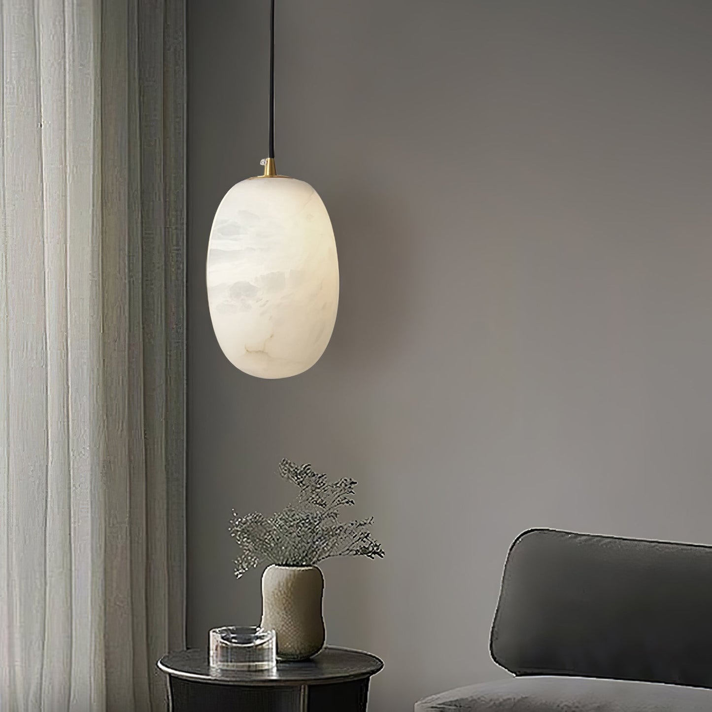 Pebble Alabaster Pendant Lamp Dia 3.9″ x H 5.9″ / Dia 10cm x H 15cm / Brass & White Pendant light